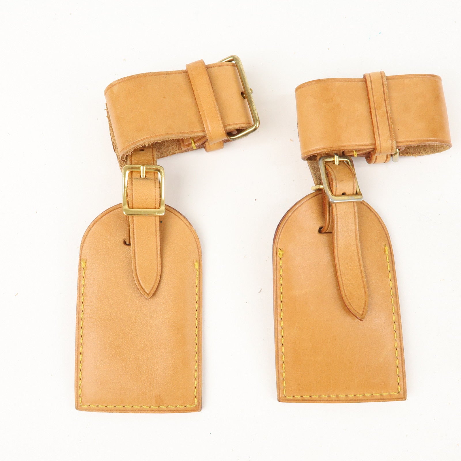 Louis Vuitton Set of 10Nume Leather Name Tag & Poignet Natural Used