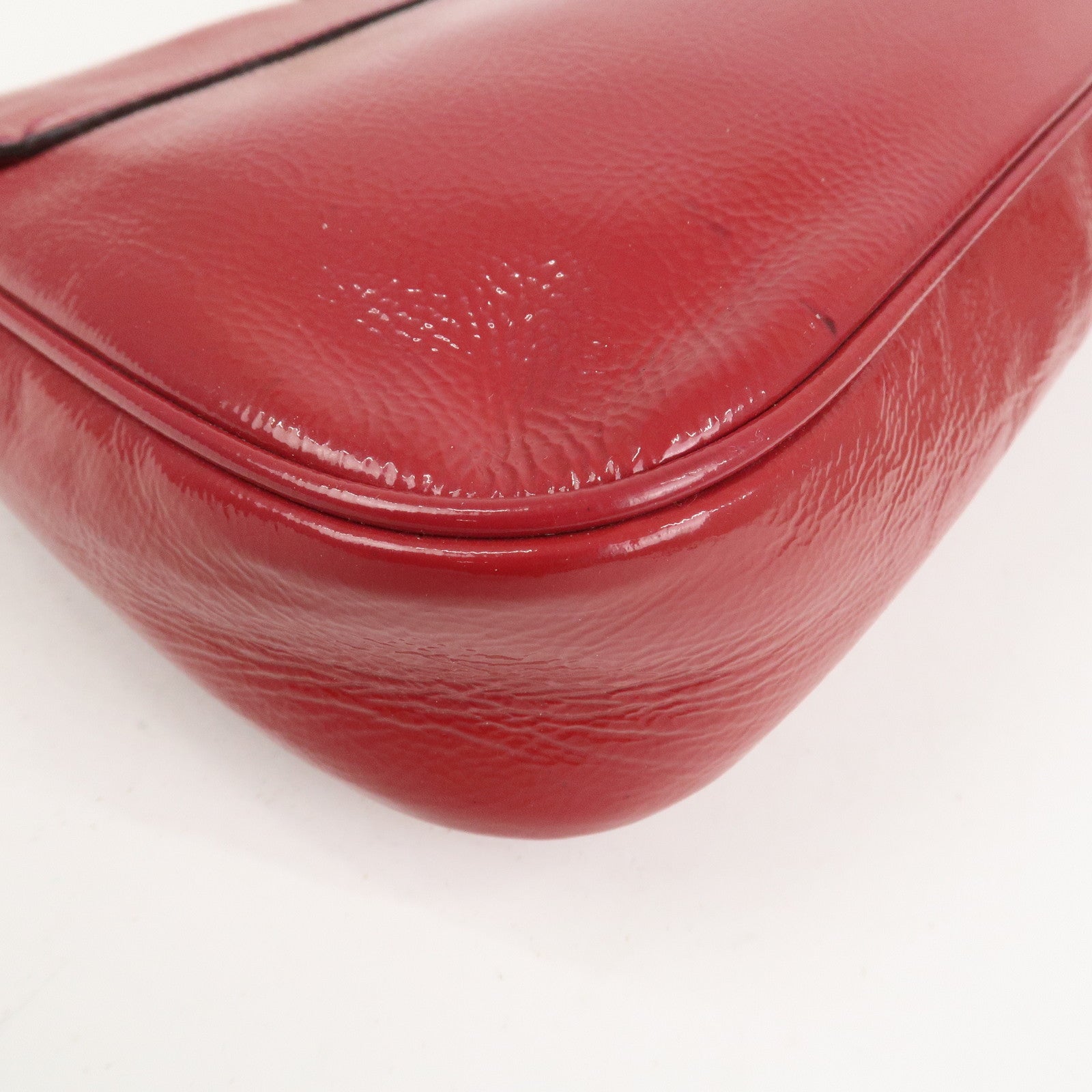 GUCCI SOHO Patent Leather Chain Shoulder Bag Red 336752