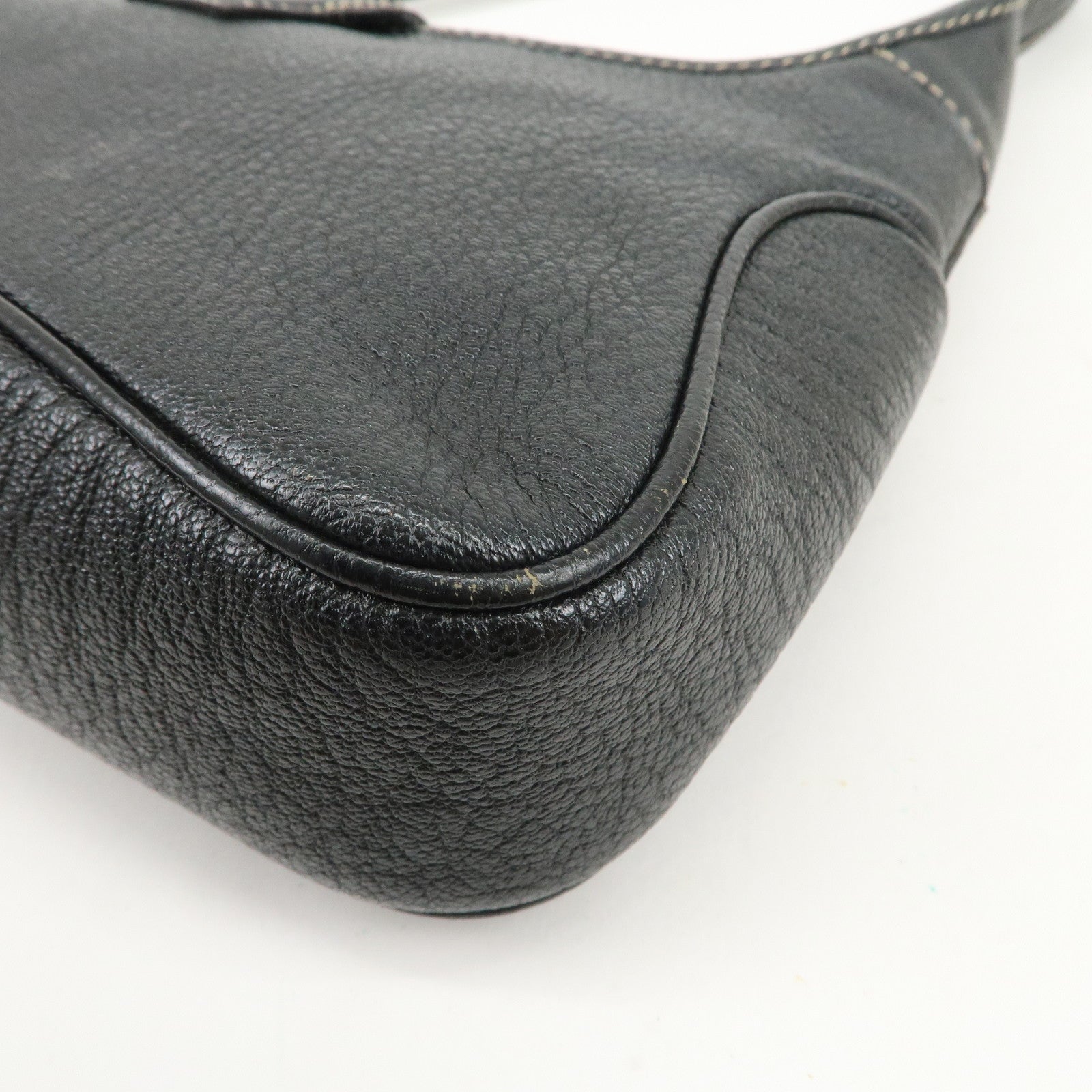 Ferragamo Logo Leather Shoulder Bag Hand Bag Black