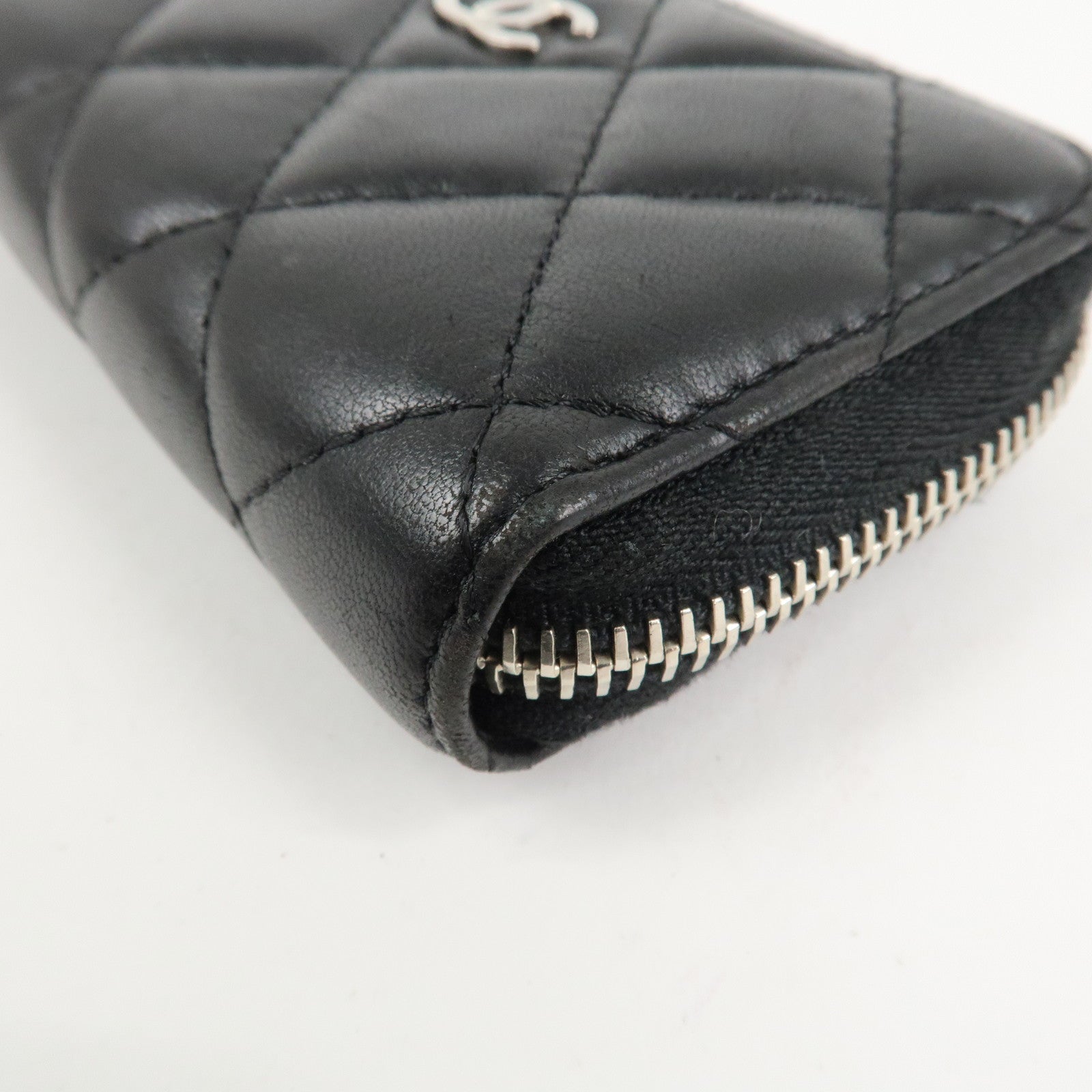 CHANEL Matelasse Lamb Skin Classic Zippy Coin Case Black AP0216 Used