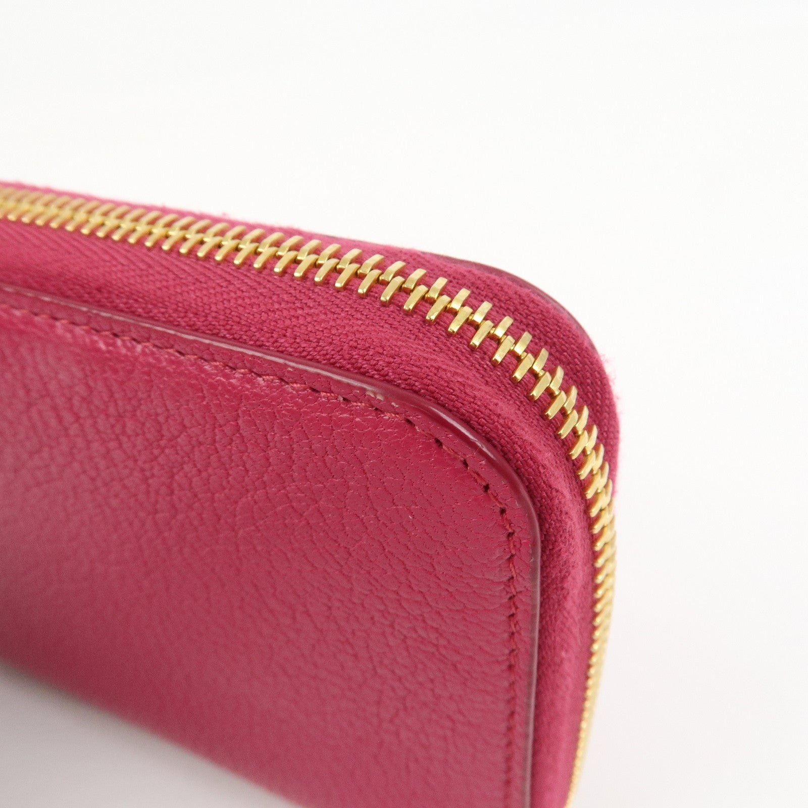 MIU MIU Logo Leather Round Zippy Wallet Pink 5M0506