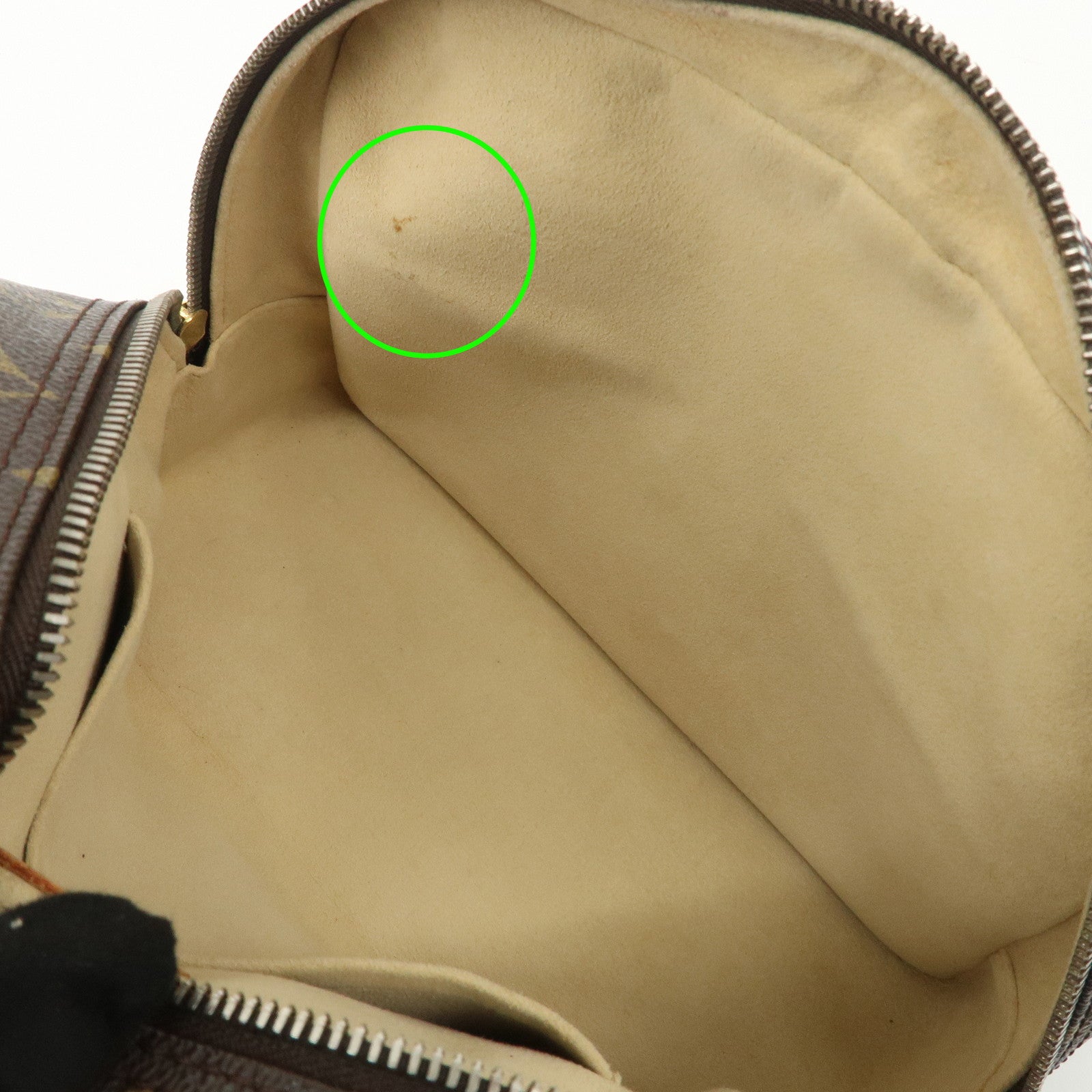 Louis Vuitton Monogram Manhattan PM Hand Bag Brown M40026