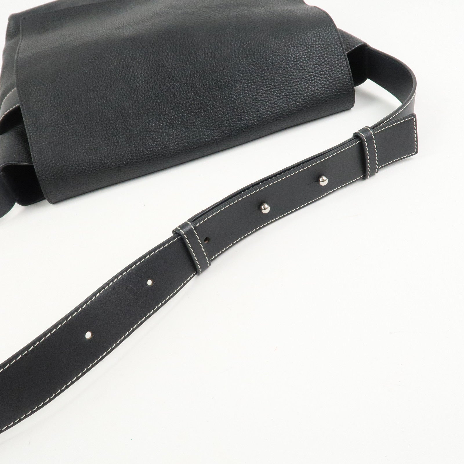 LOEWE Anagram Logo Leather Shoulder Bag Crossbody Bag Black