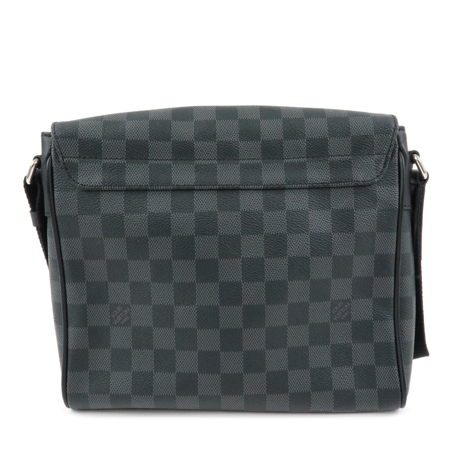 Louis Vuitton Damier Graphite District PM NM Crossbody Bag N41028