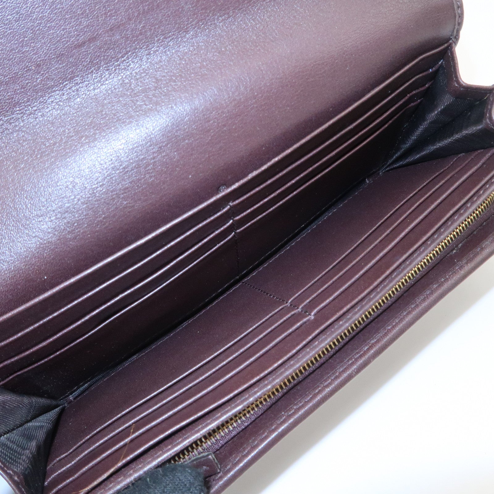 GUCCI Guccissima Interlocking GG Leather Bi-fold Wallet 282431 Used