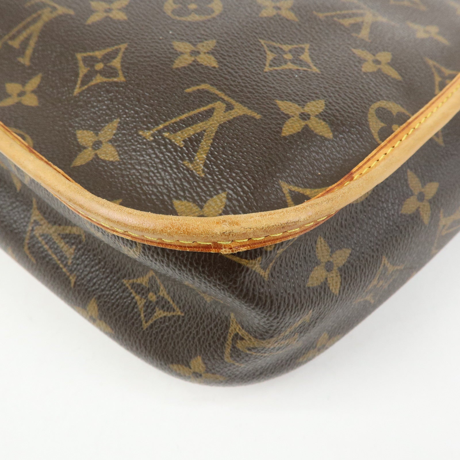 Louis Vuitton Monogram Messenger Bosphore PM Shoulder Bag M40106
