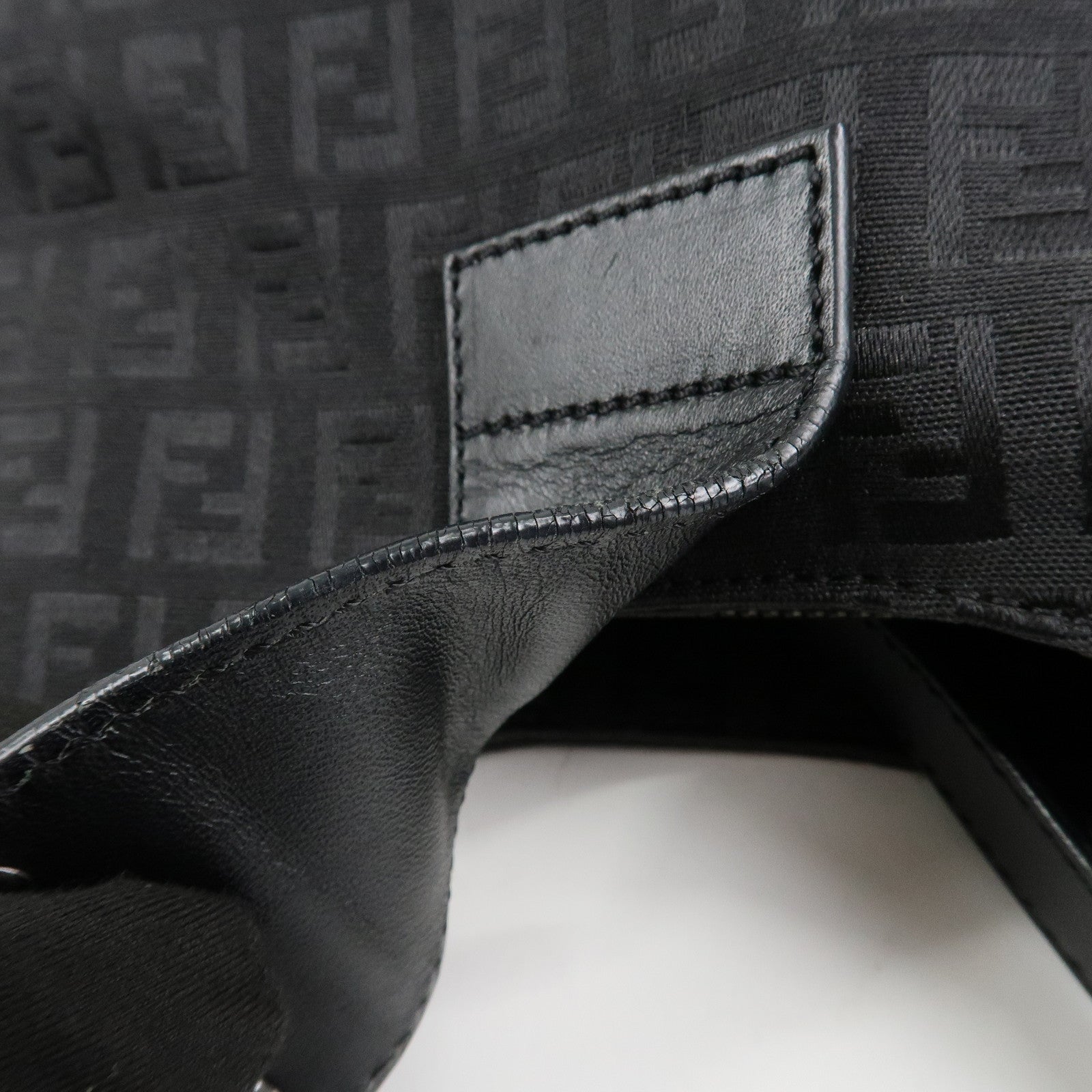 FENDI Zucchino Leather Canvas Shoulder Bag Black Used