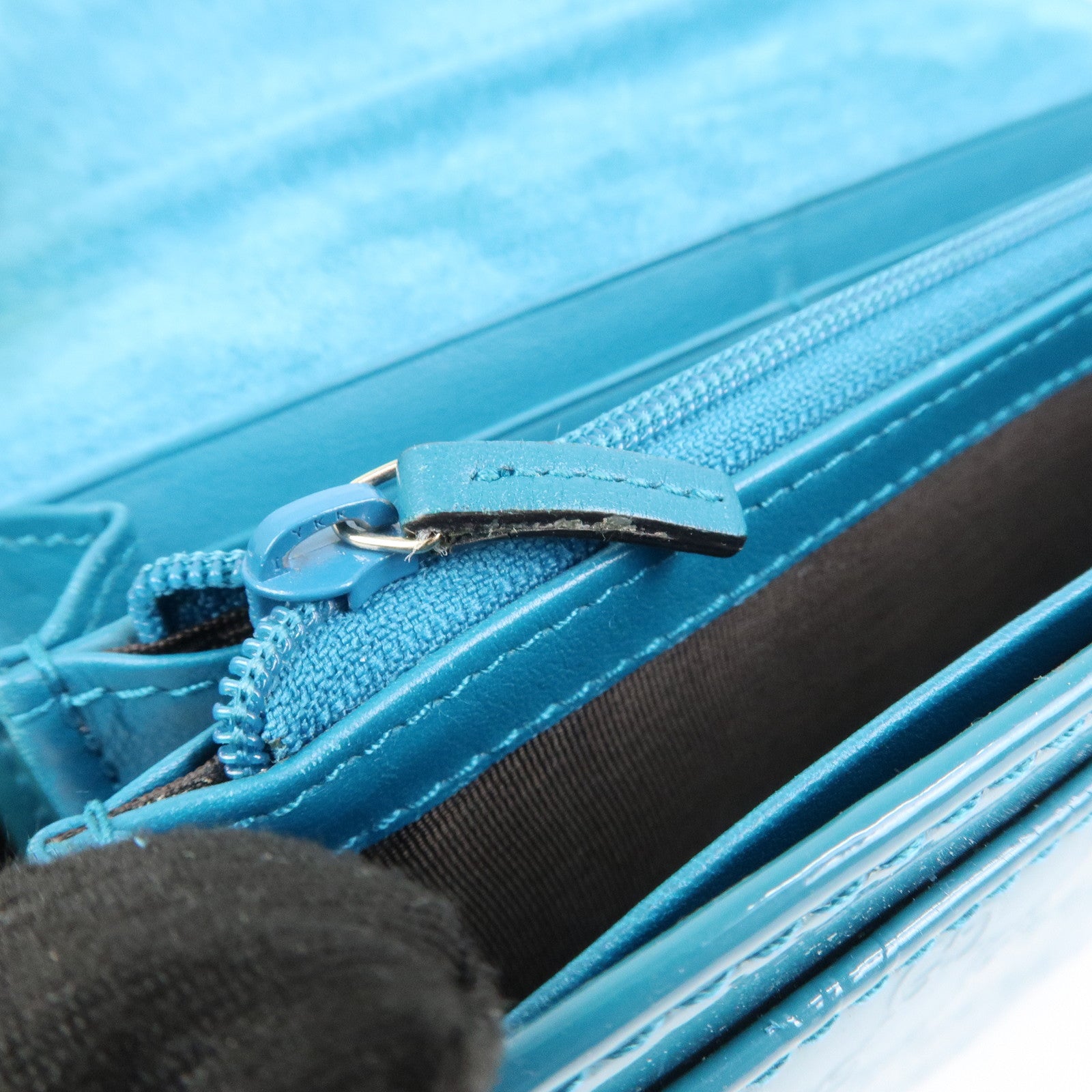 GUCCI Patent Leather Flap Long Wallet Blue Green 309760