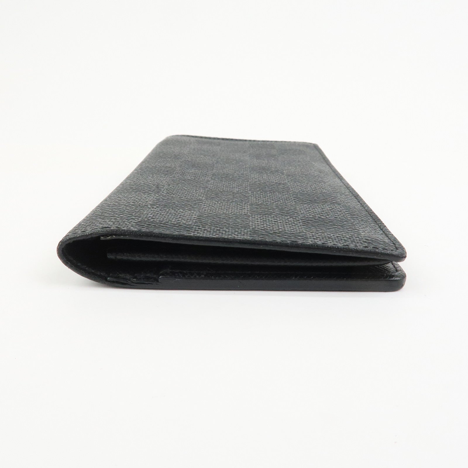 Louis Vuitton Damier Glaphite Portefeuille Brazza Wallet N62665