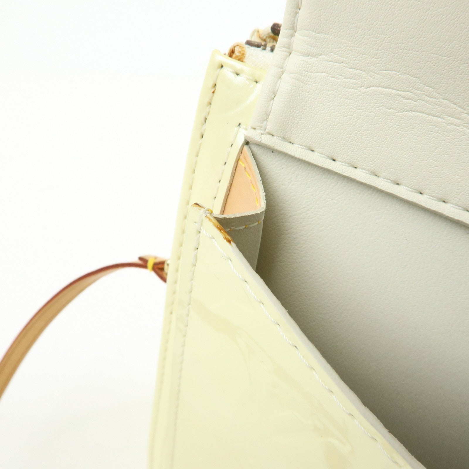 Louis Vuitton Monogram Vernis Leather Mott Shoulder Bag M91339