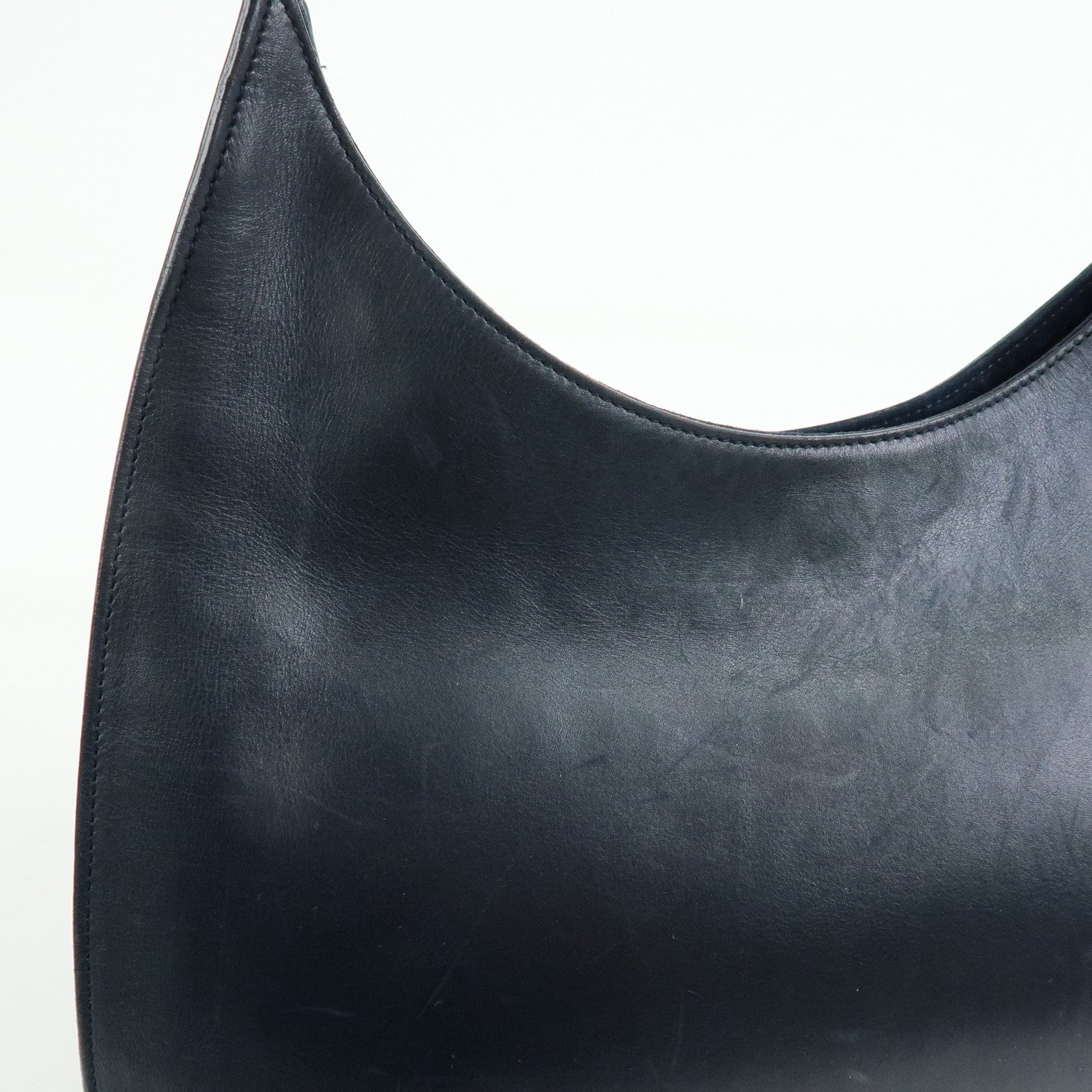 GUCCI Logo Leather Shoulder Bag Hand Bag Navy 001・3767