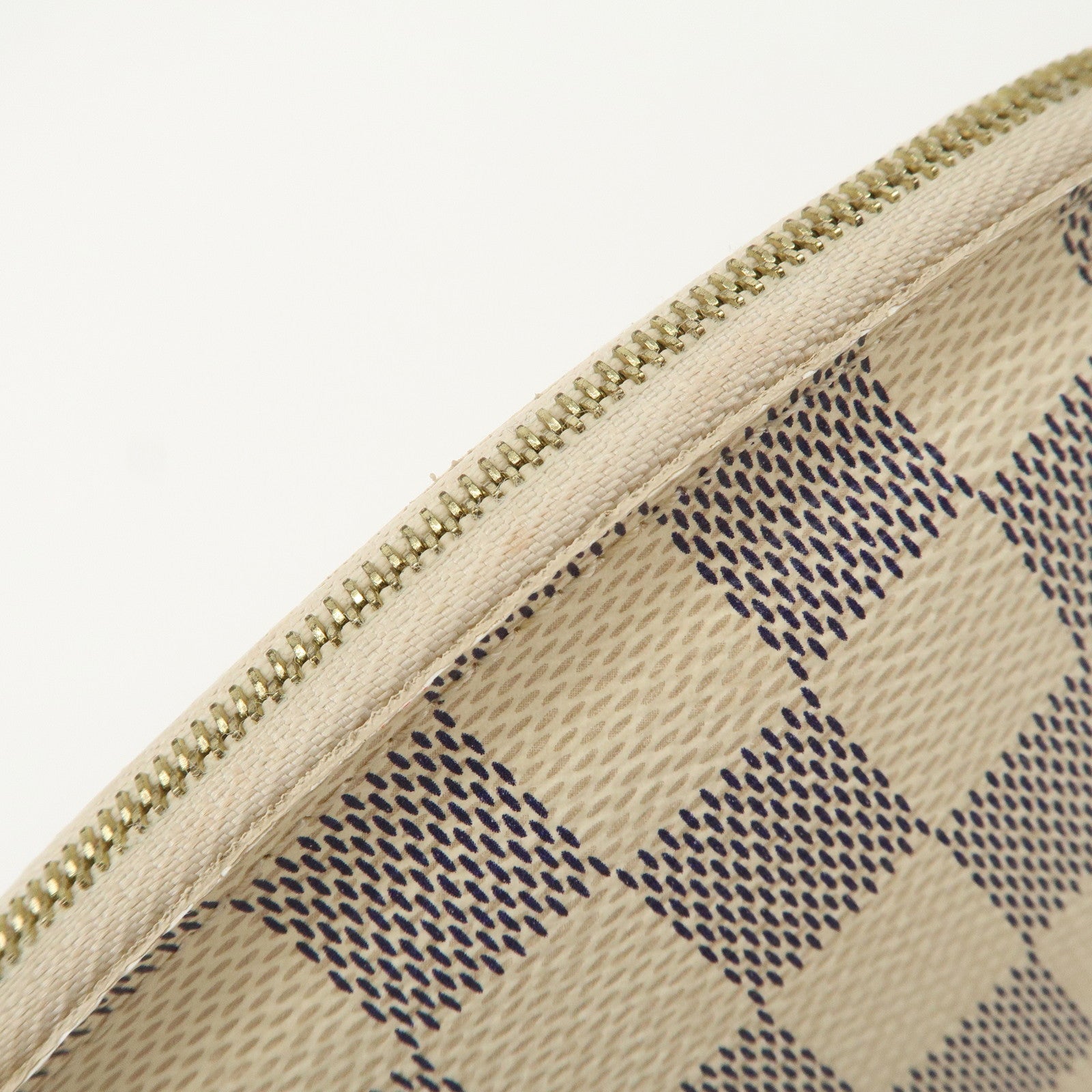 Louis Vuitton Damier Azur Pochette Cosmetic Pouch N60024