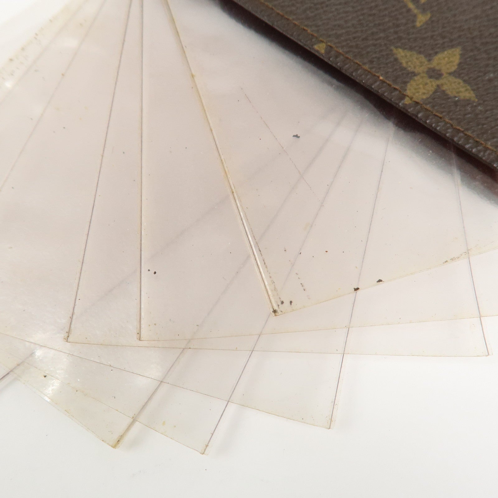 Louis Vuitton Monogram Porte Cartes Credit Pression M60937