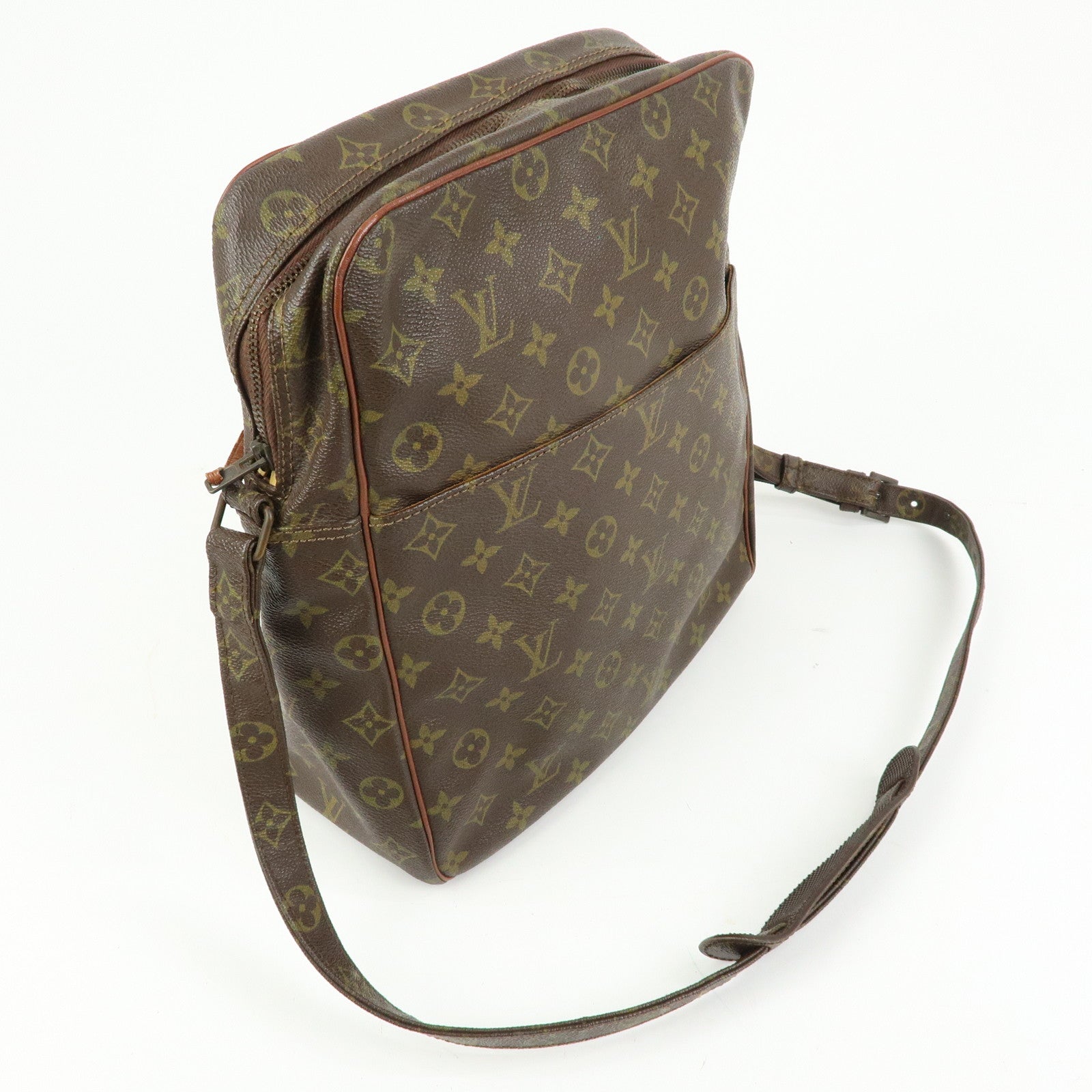 Louis Vuitton Monogram Canvas Leather Shoulder Bag Crossbody Bag