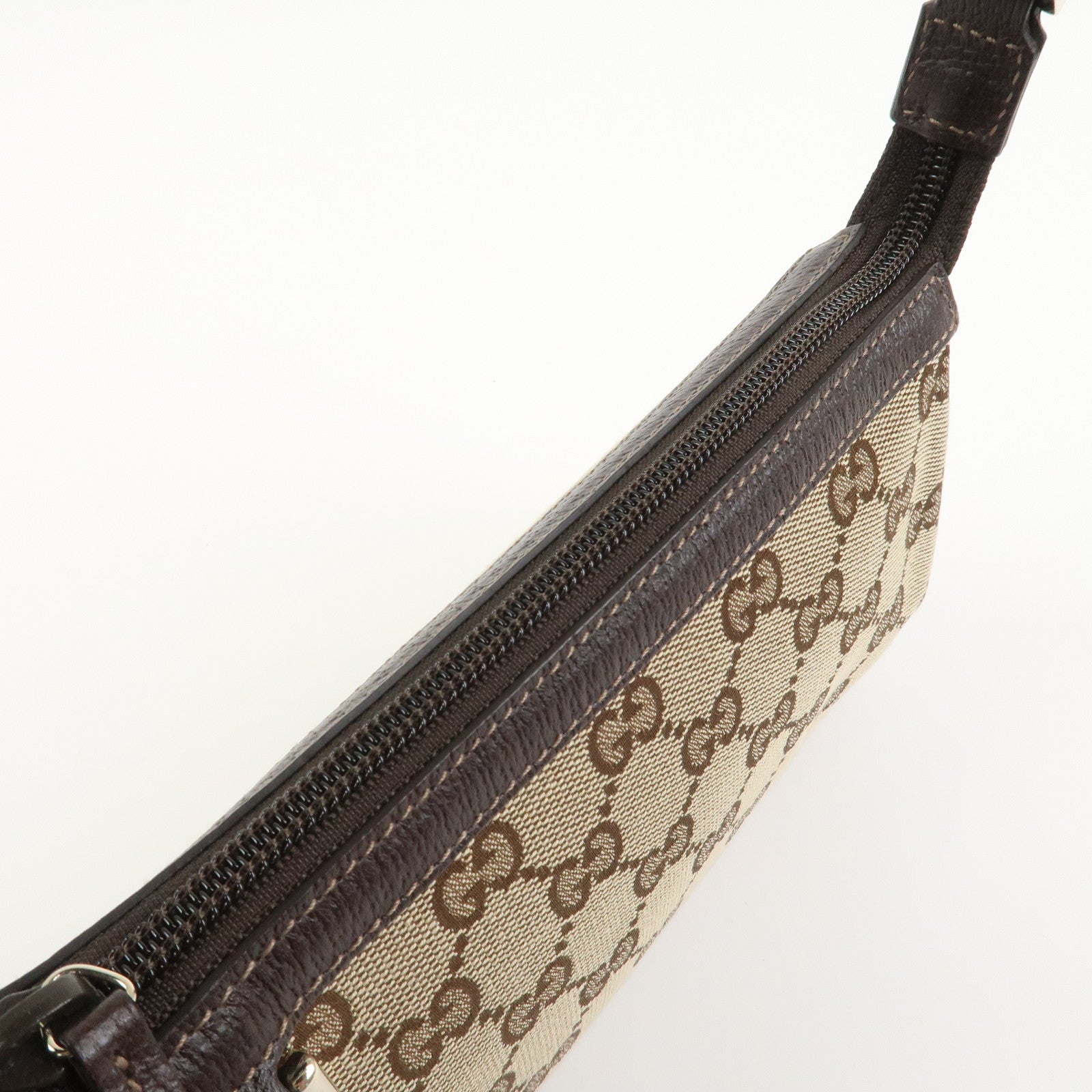 GUCCI GG Canvas Leather Accessory Pouch Hand Bag Brown 145750