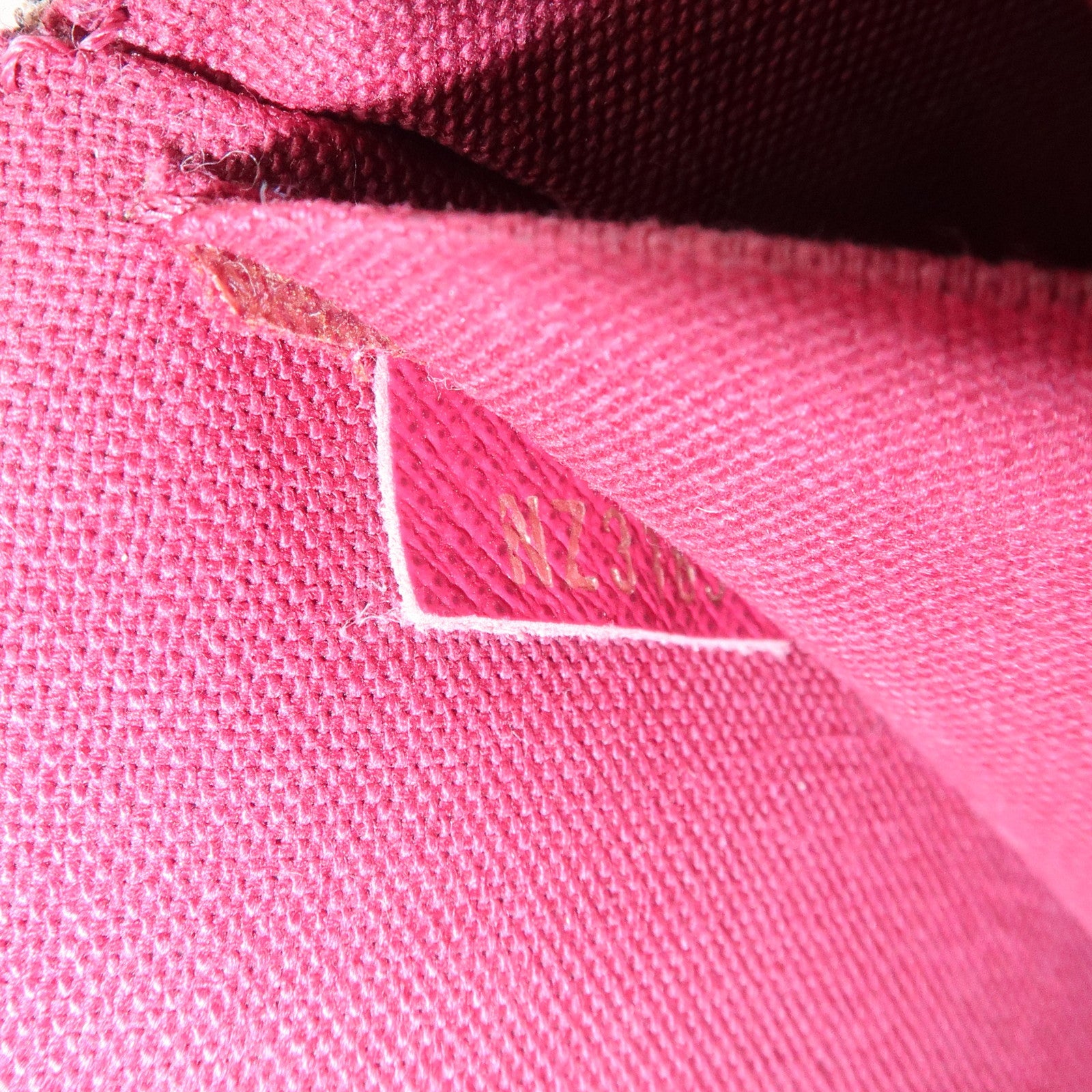 Louis Vuitton Monogram Pochette Felicie Shoulder Bag Brown M61276