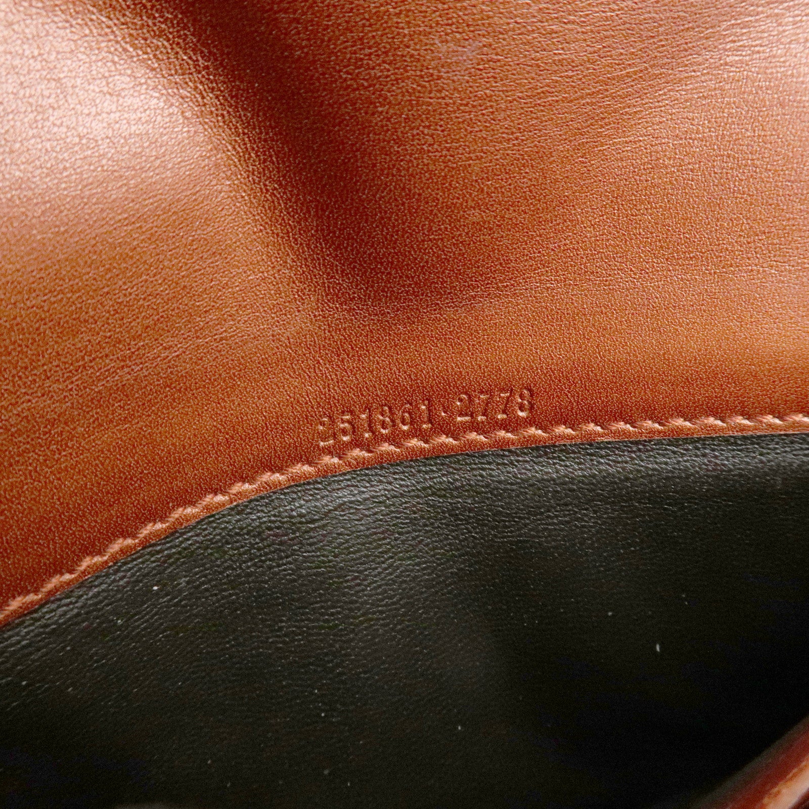 GUCCI Interlocking G Guccissima Lovely Heart Leather Wallet 251861 Used