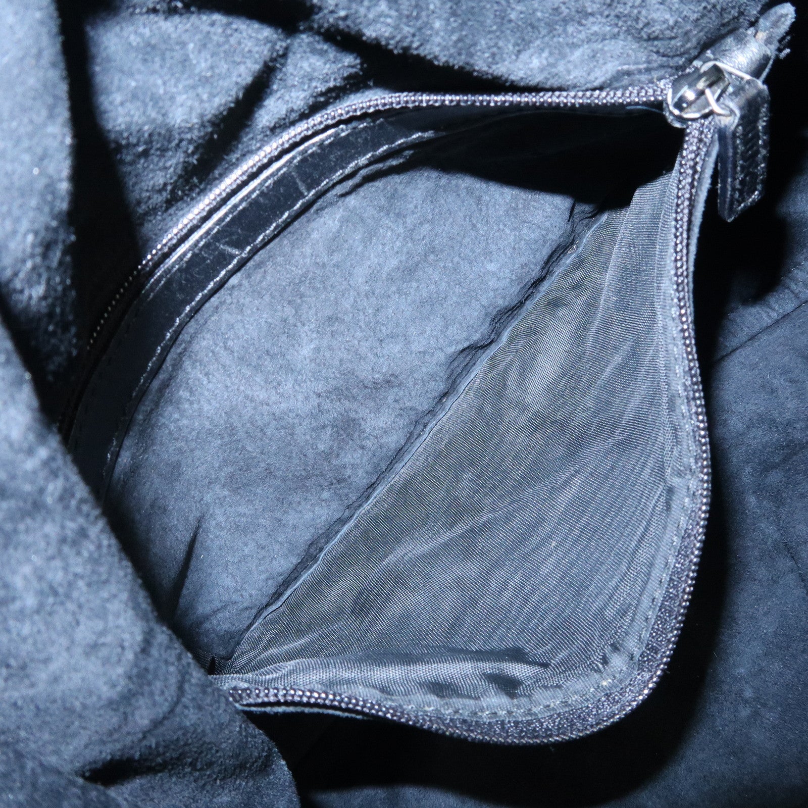 GUCCI Suede Leather Shoulder Bag Tote Bag Black 001.4332 Used