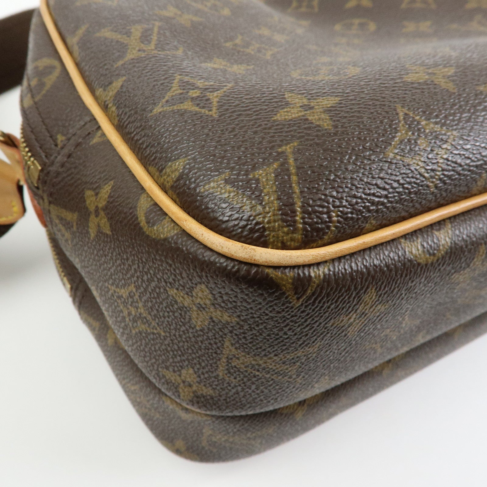 Louis Vuitton Monogram Reporter PM Shoulder Crossbody Bag M45254