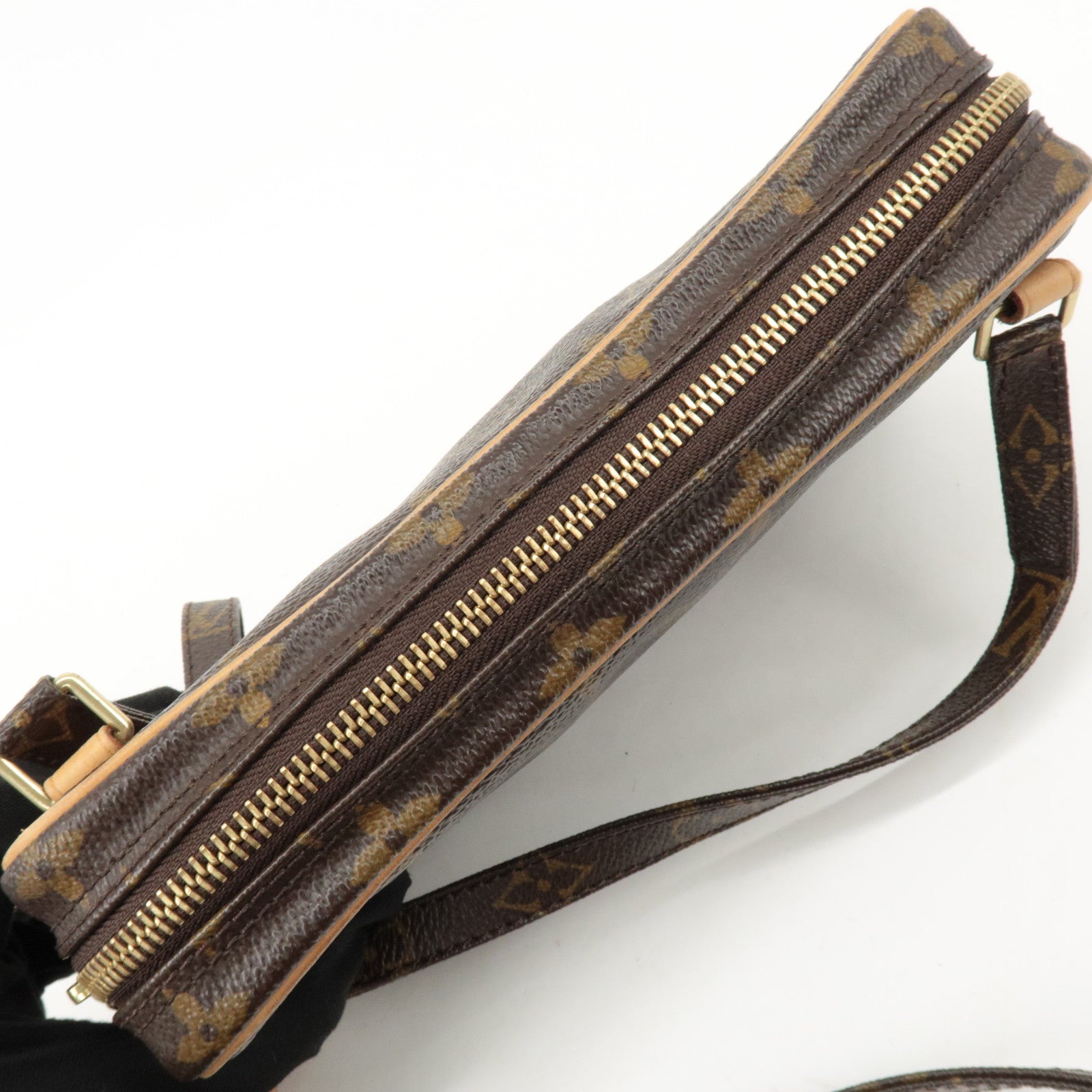 Louis Vuitton Monogram Pochette Marly Bandouliere Bag Brown M51828 Used