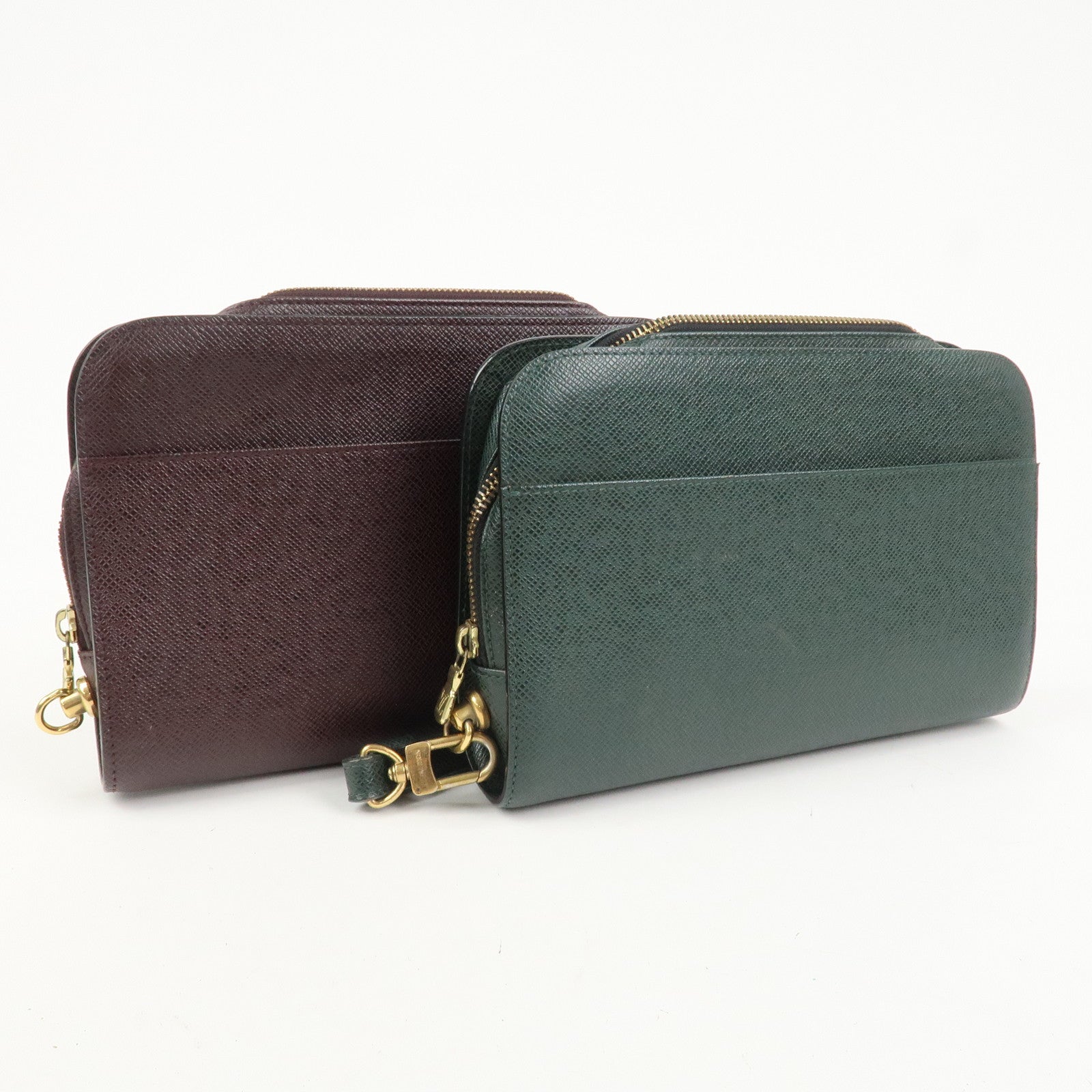 Louis Vuitton Taiga Set Of 2 Leather Clutch Bags M3018P M30186