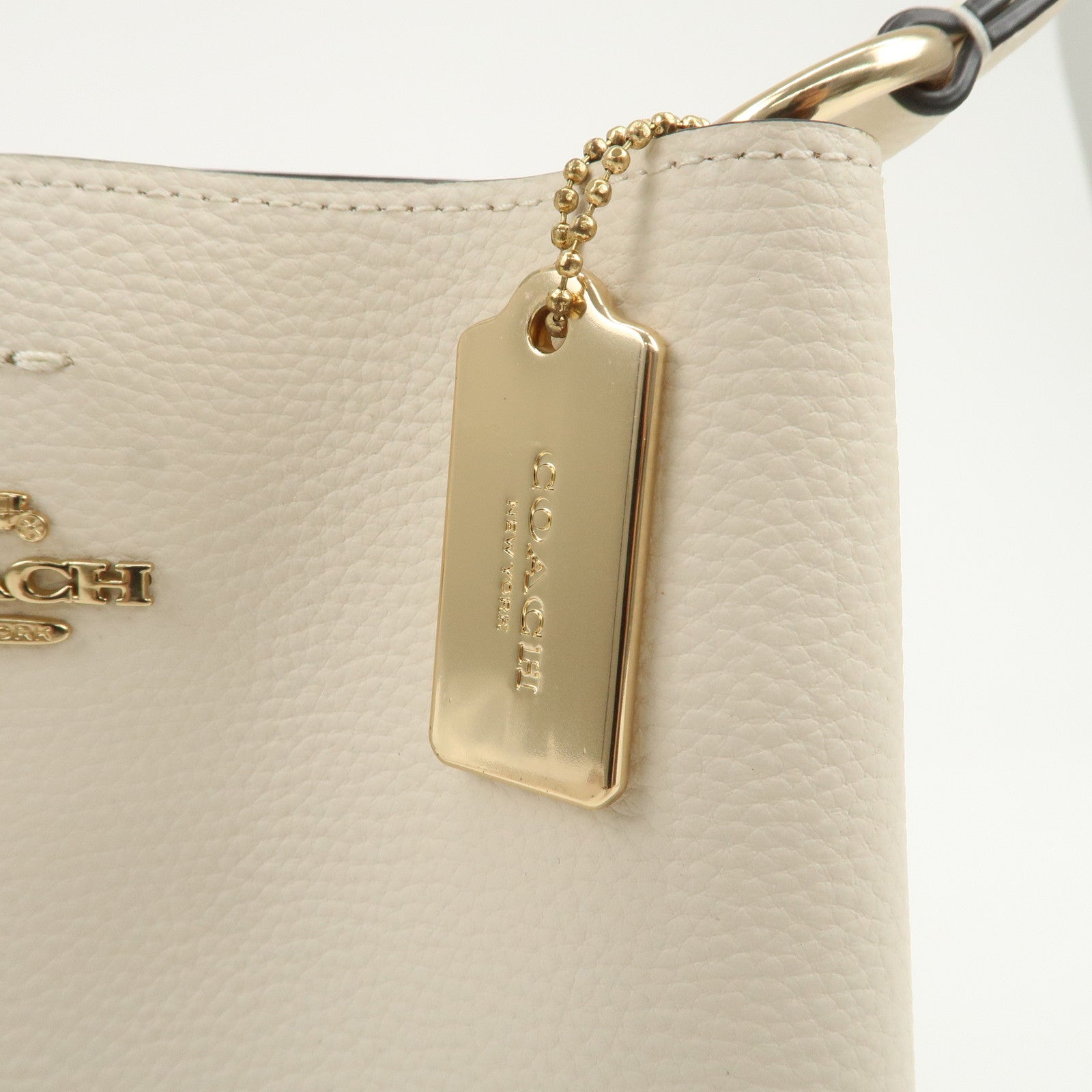 COACH Leather 2Way Bag Hand Bag Shoulder Bag White