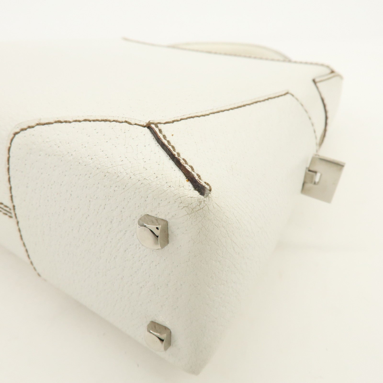 Ferragamo Leather Shoulder Bag Hand Bag White