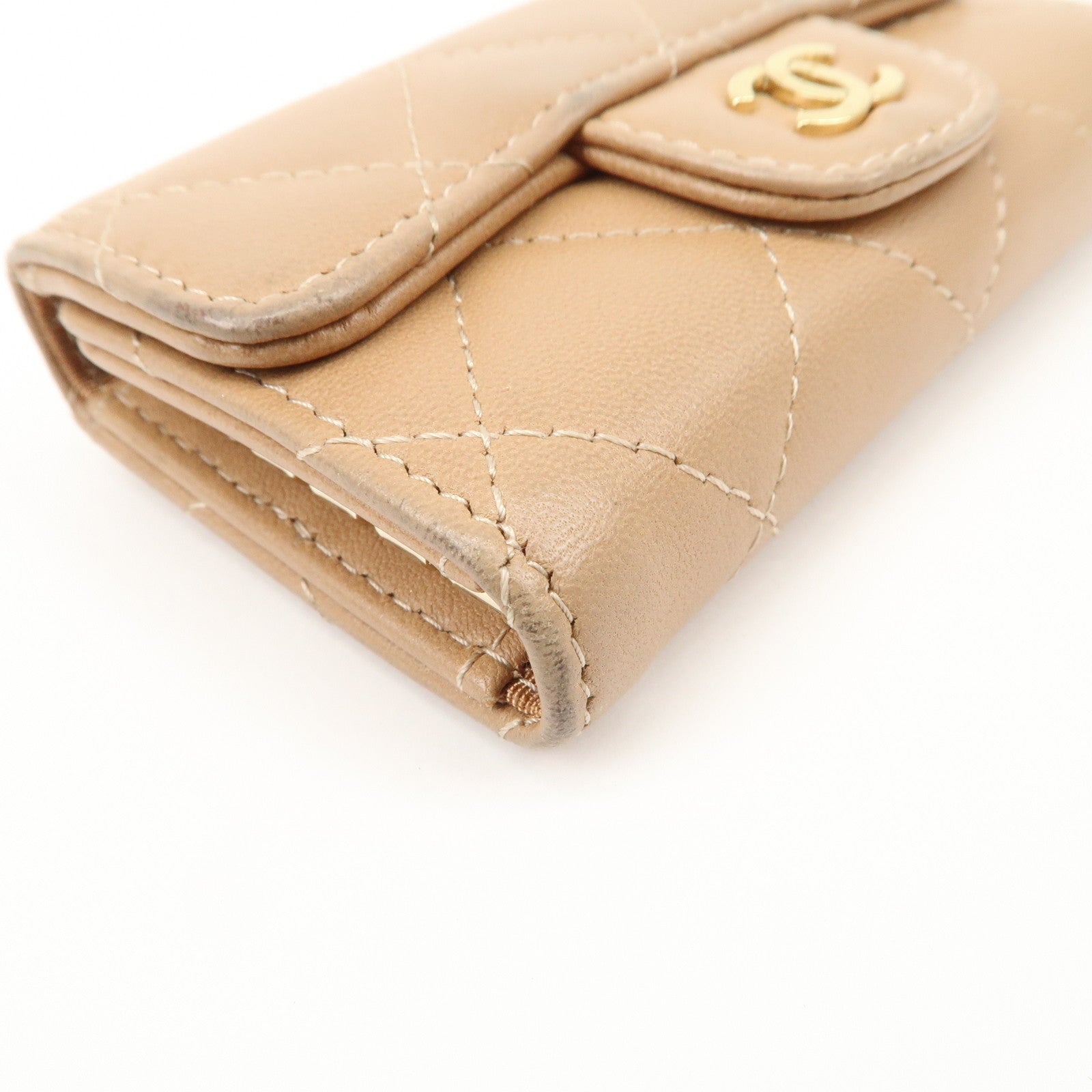 CHANEL Matelasse Lamb Skin COCO Mark 6 Ring Key Case Beige A84400