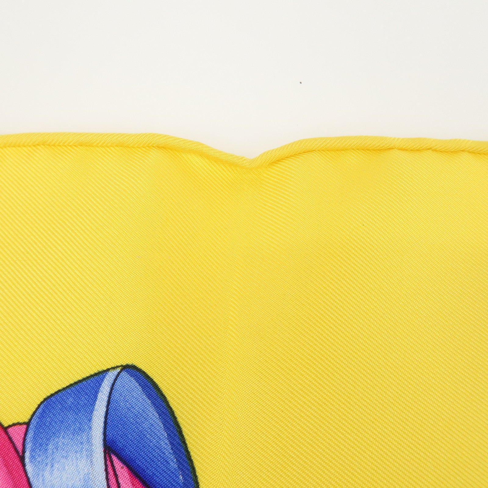 Hermes Carre 90 Silk 100% Scarf LES RUBANS DU CHEVAL Yellow