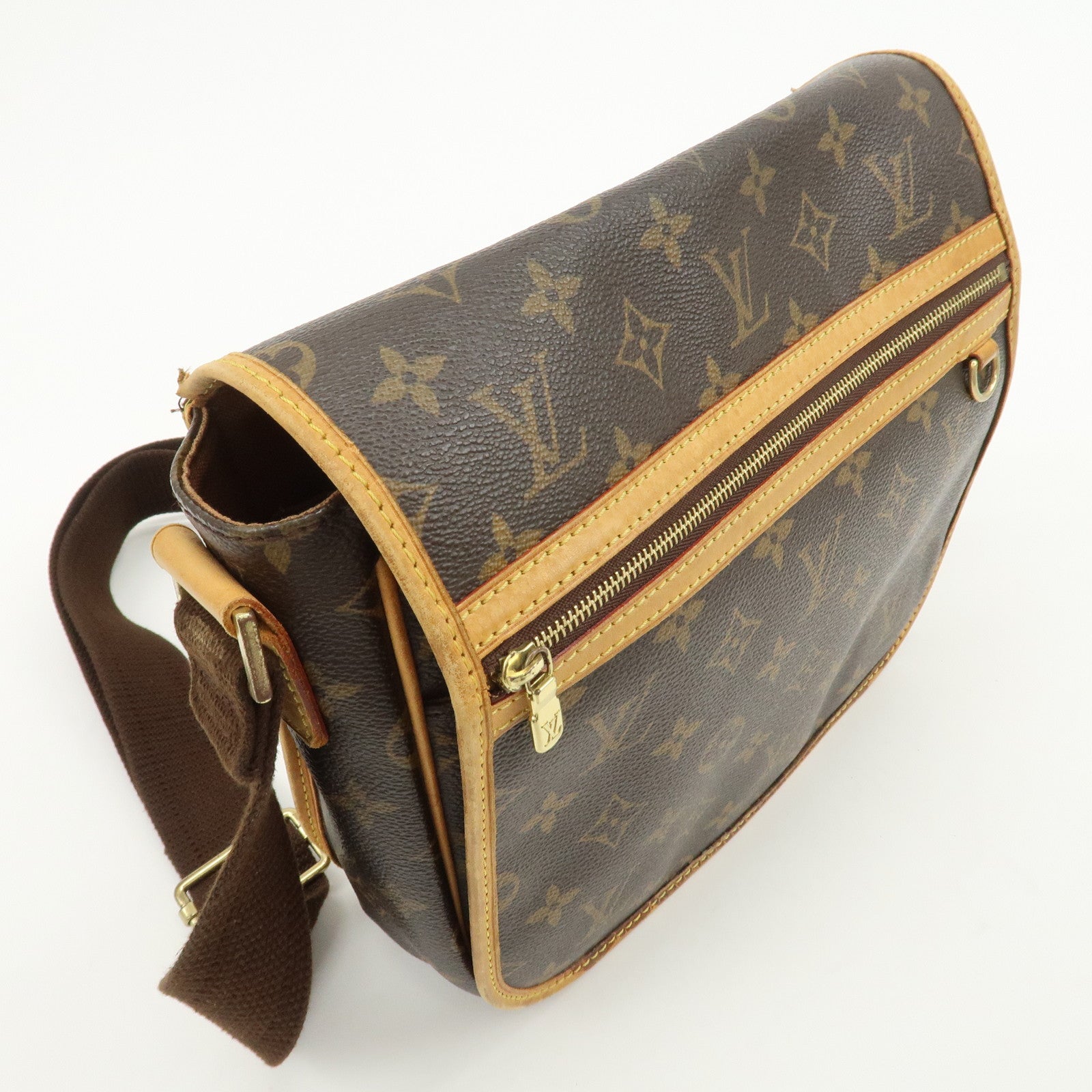 Louis Vuitton Monogram Messenger Bosphore PM Shoulder Bag M40106