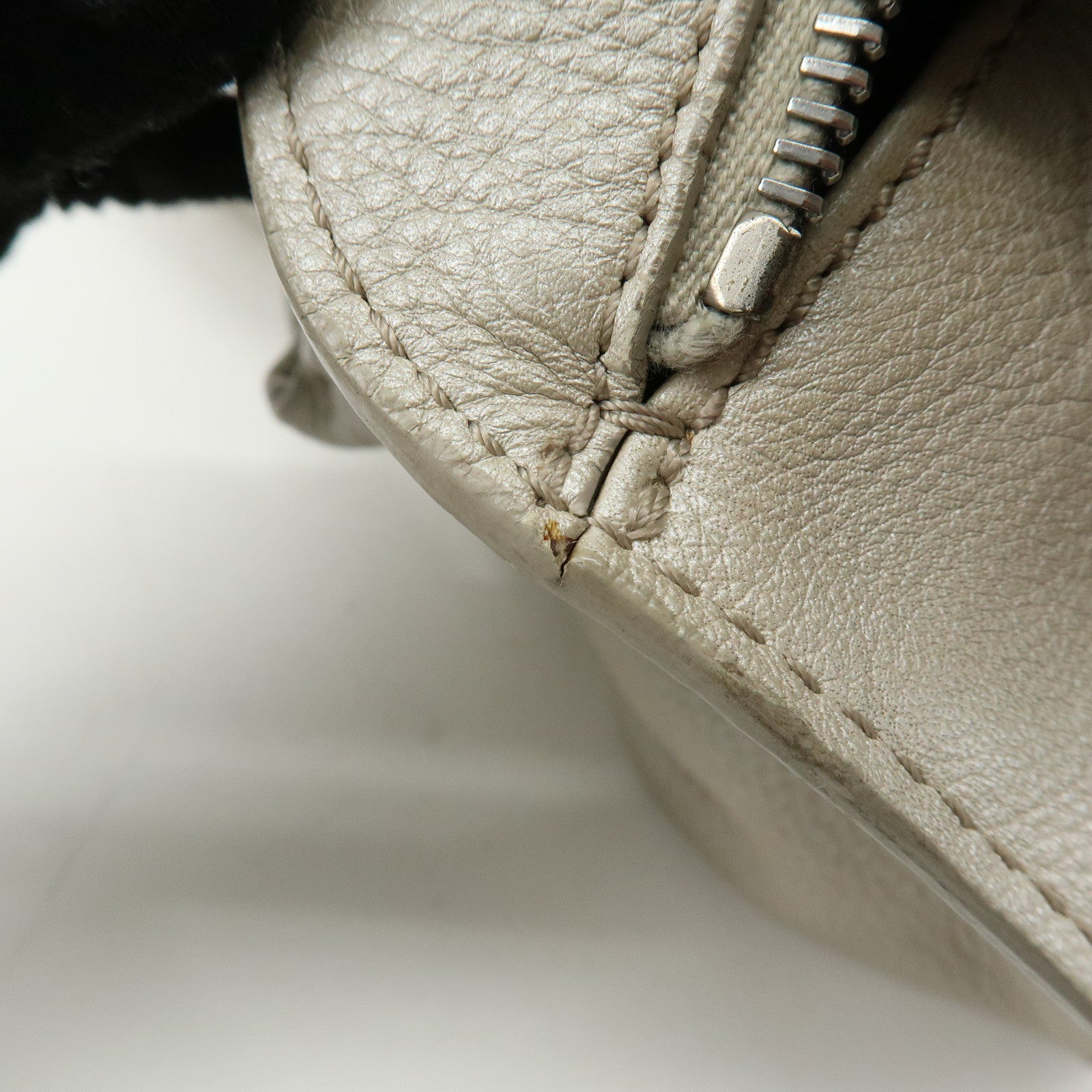 CELINE Bittersweet Leather Shoulder Bag Hand Bag Pearl White