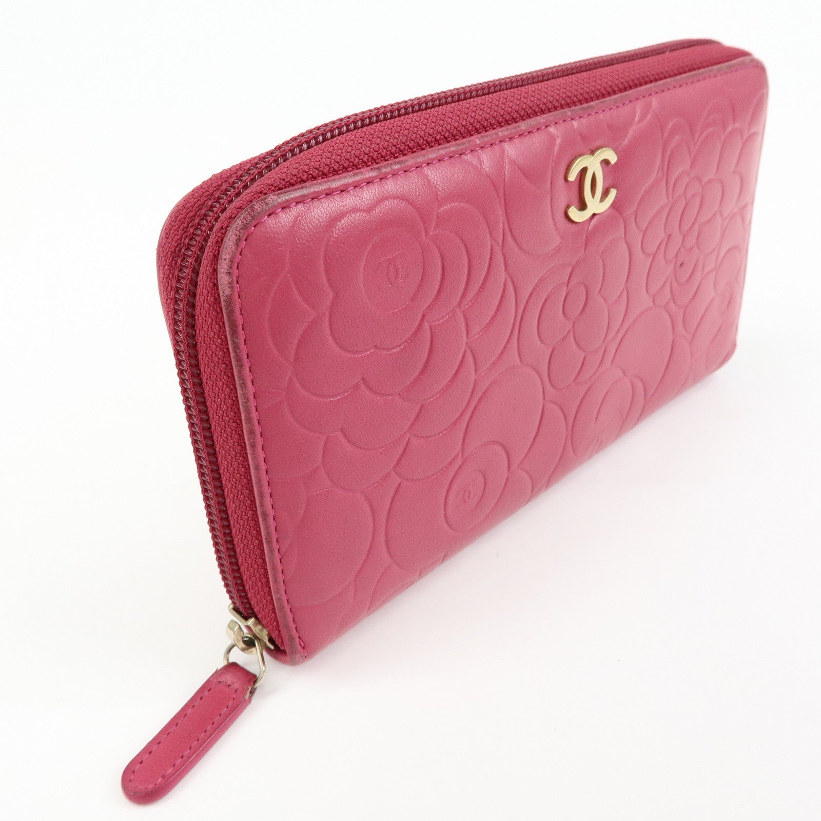 CHANEL Camellia Lamb Skin Round Zippy Wallet Pink A82281