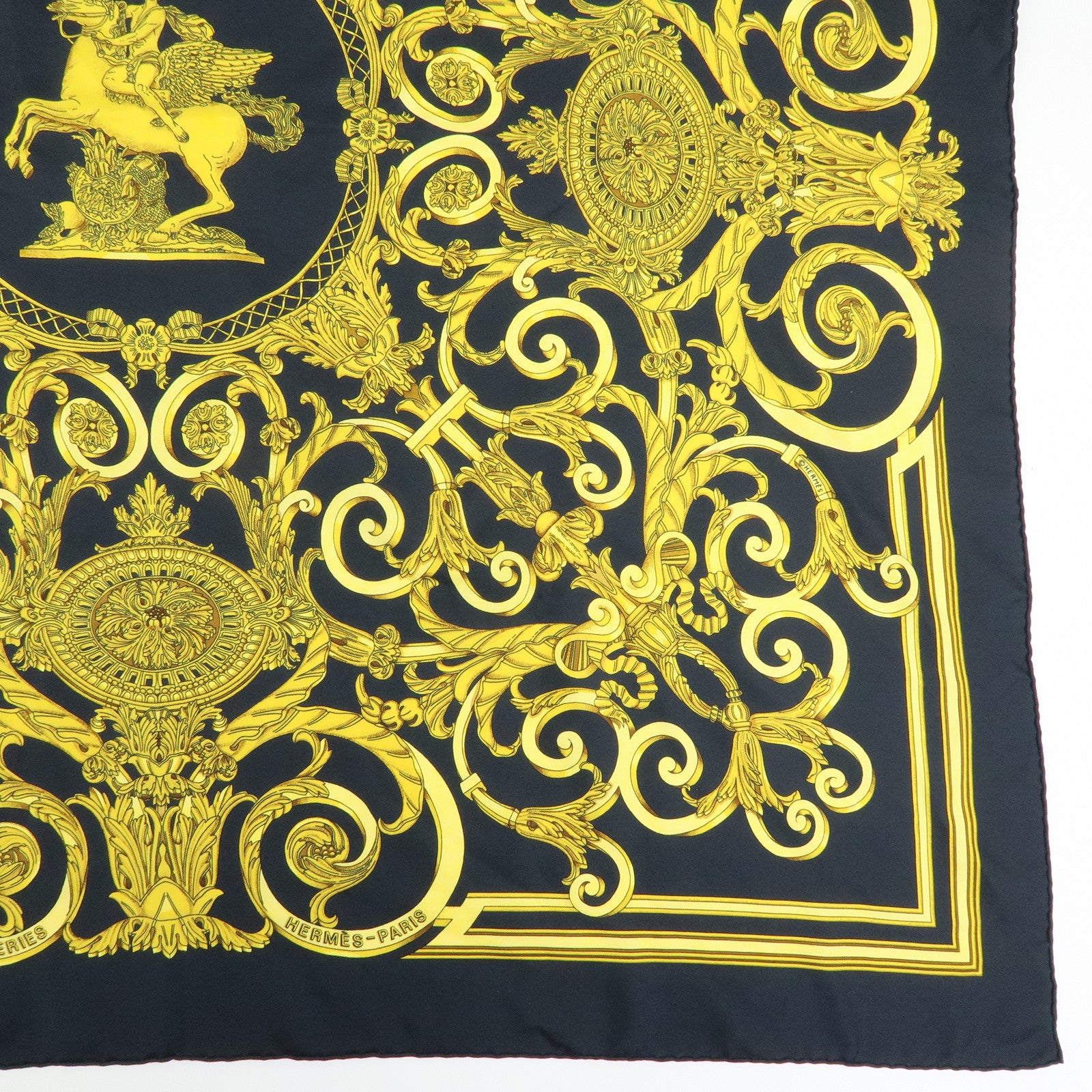 HERMES Carre 90 Silk 100% Scarf LES TUILERIES Black Gold