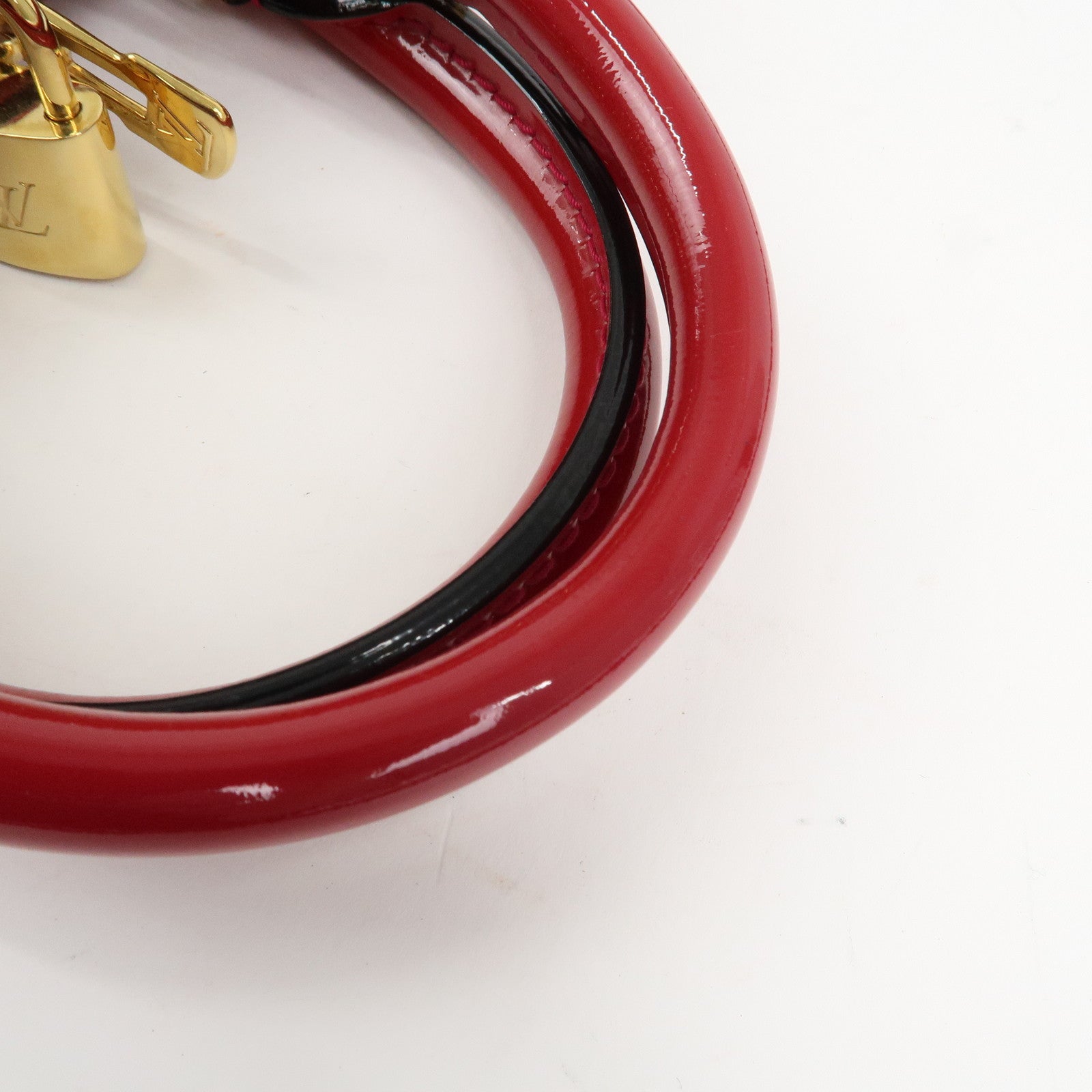 Louis Vuitton Monogram Vernis Leather Alma BB 2Way Bag Red M91606