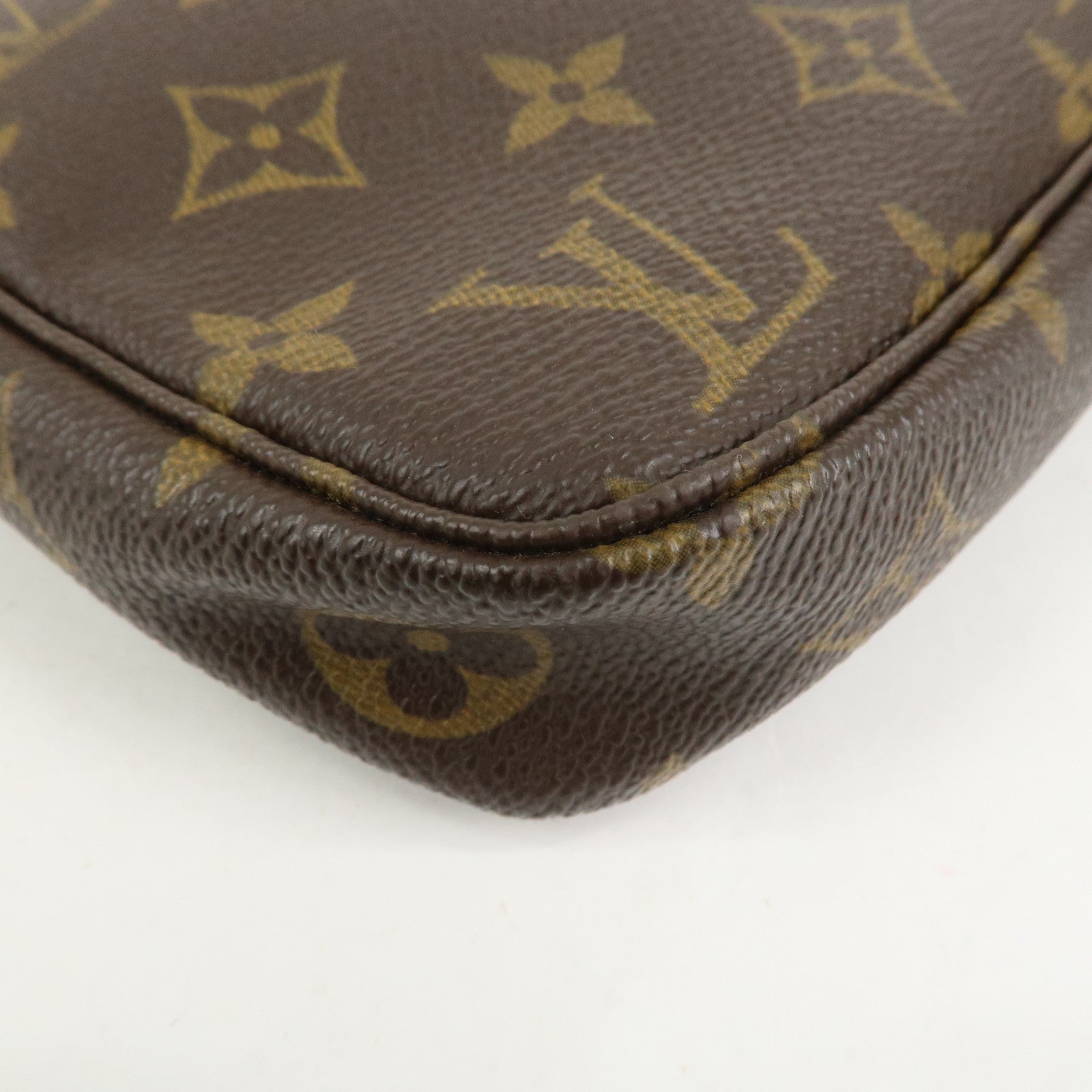 Louis Vuitton Monogram Pochette Accessoires Pouch Hand Bag M51980
