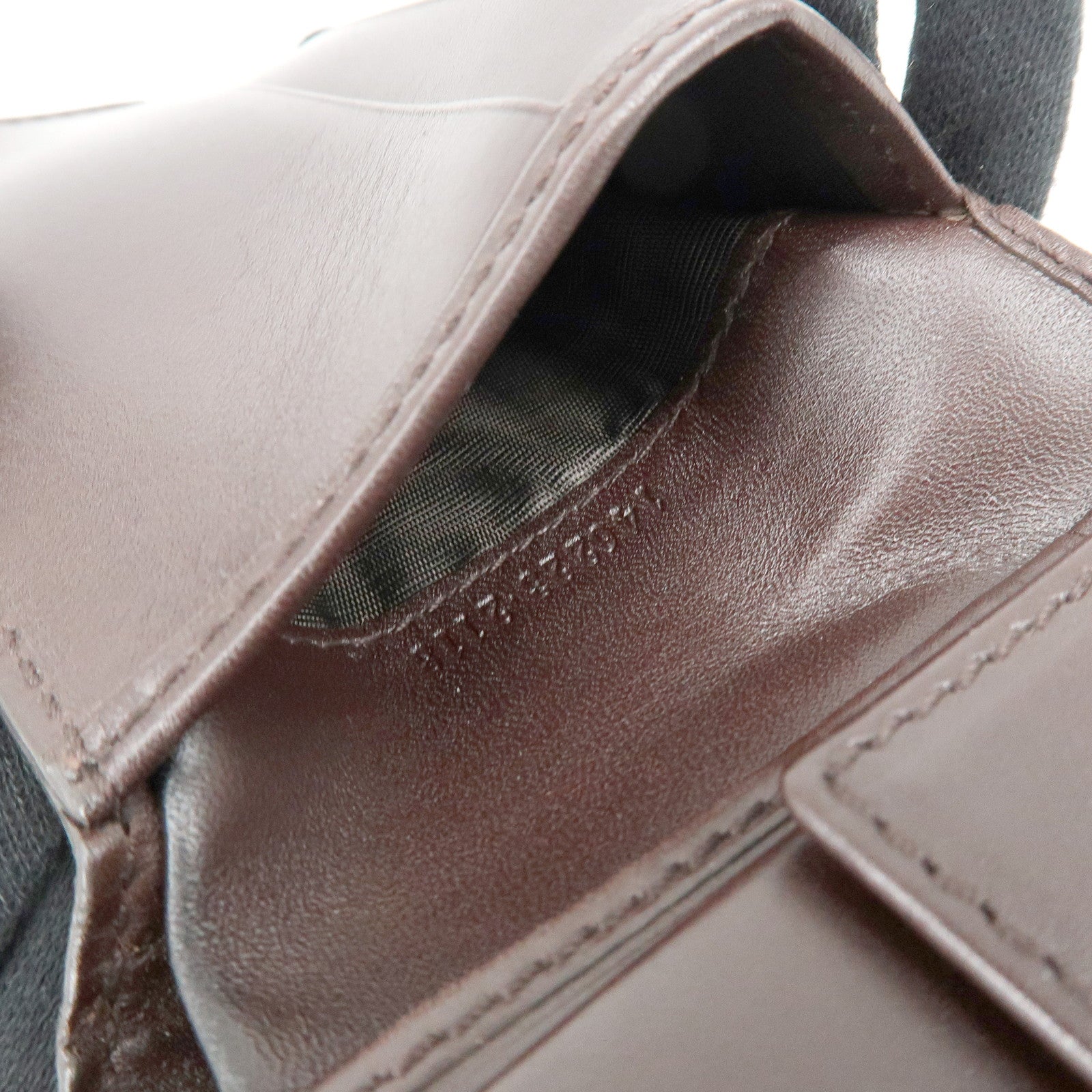 GUCCI Guccissima Leather Bi-fold Compact Wallet Dark Brown 146223