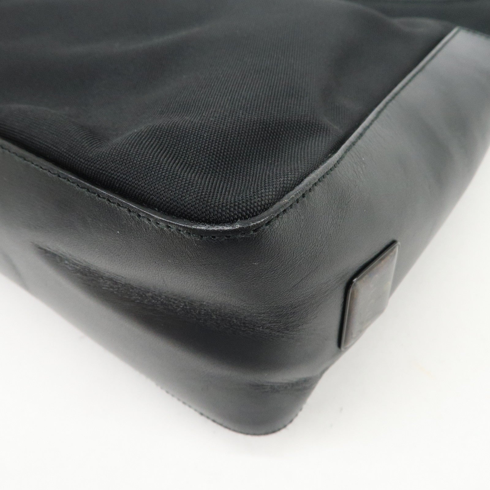 GUCCI Nylon Leather Shoulder Bag Hand Bag Black 001 ・3766