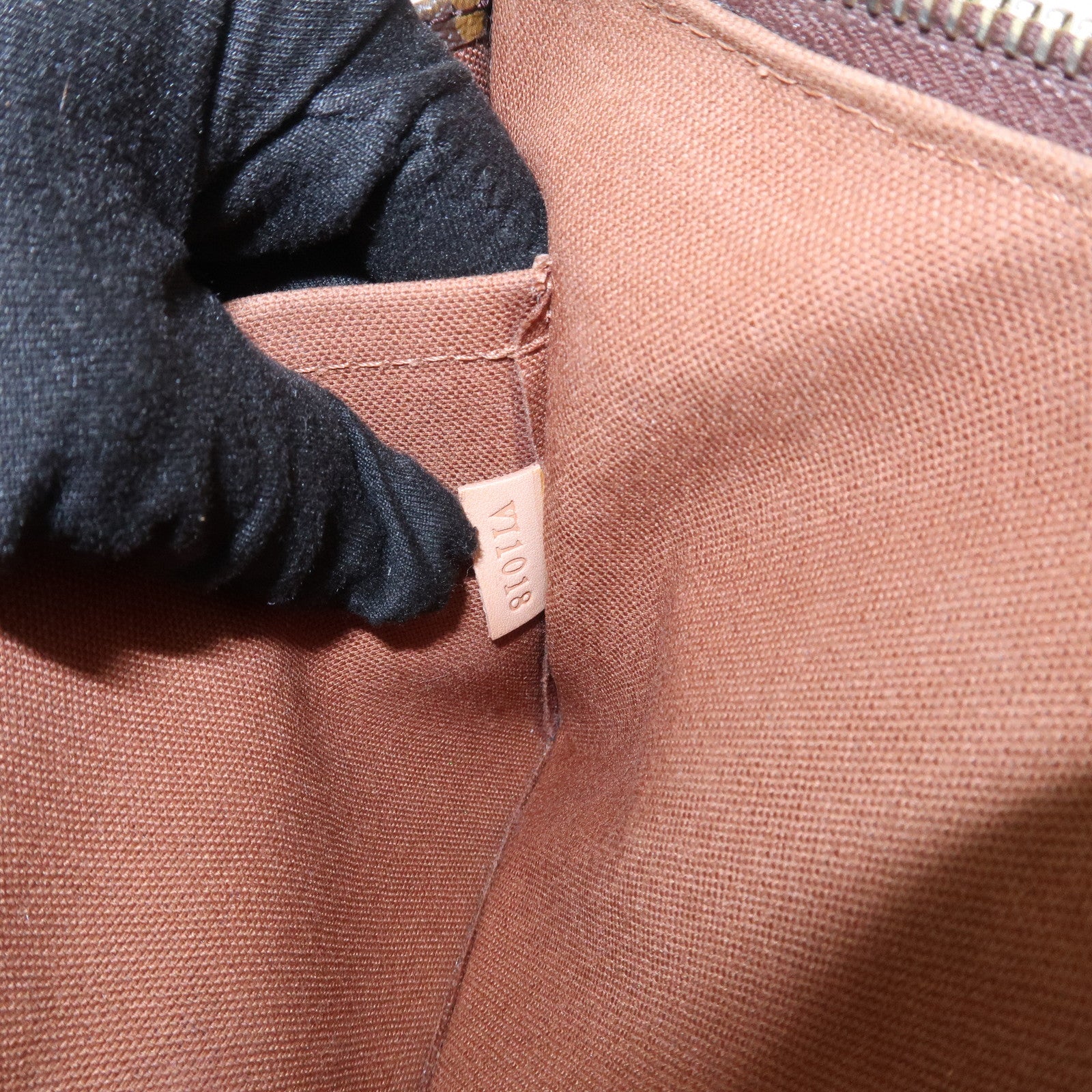 Louis Vuitton Monogram Popincourt Hand Bag Brown M40009