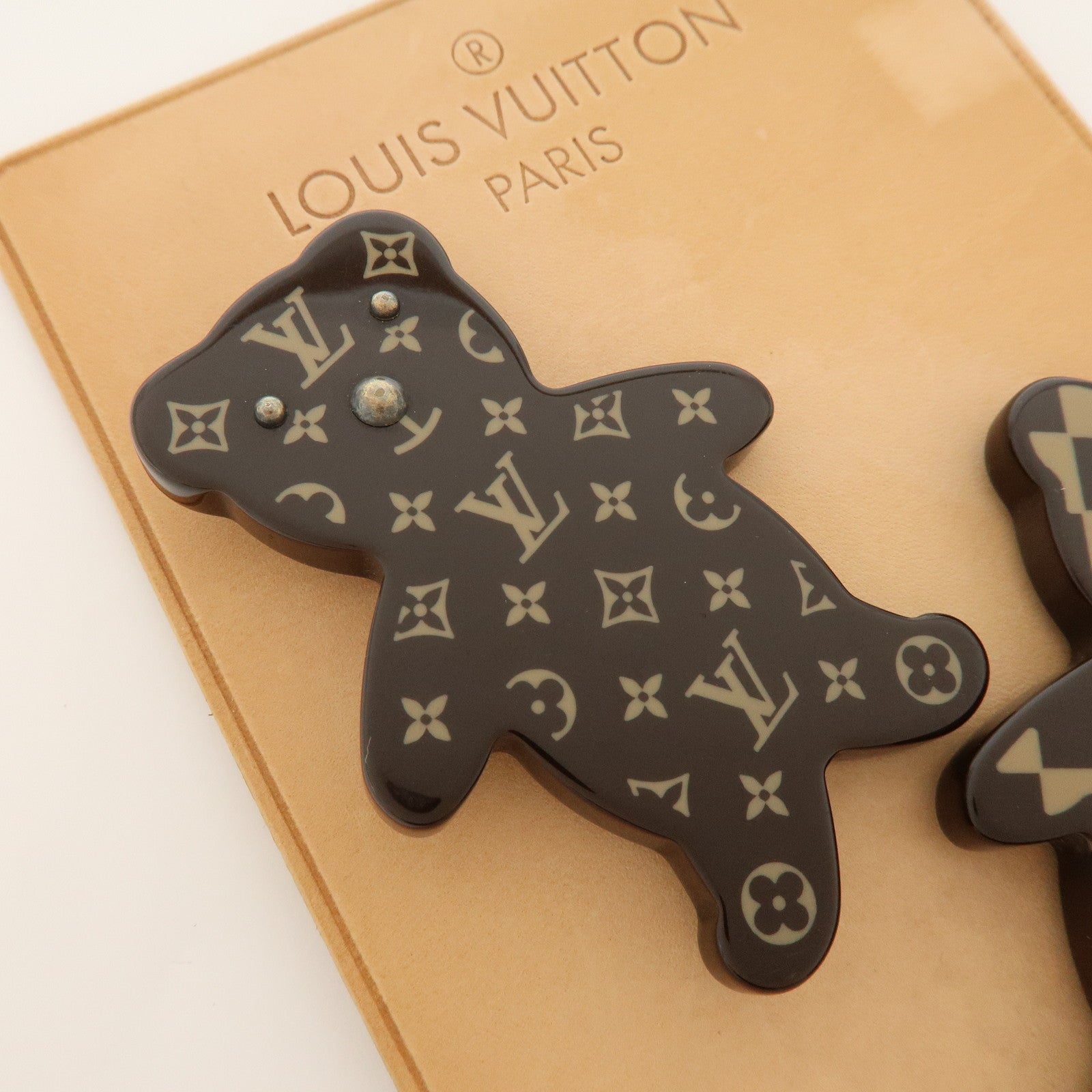 Louis Vuitton Monogram Damier Plastic Brooch Teddy Bear M64939