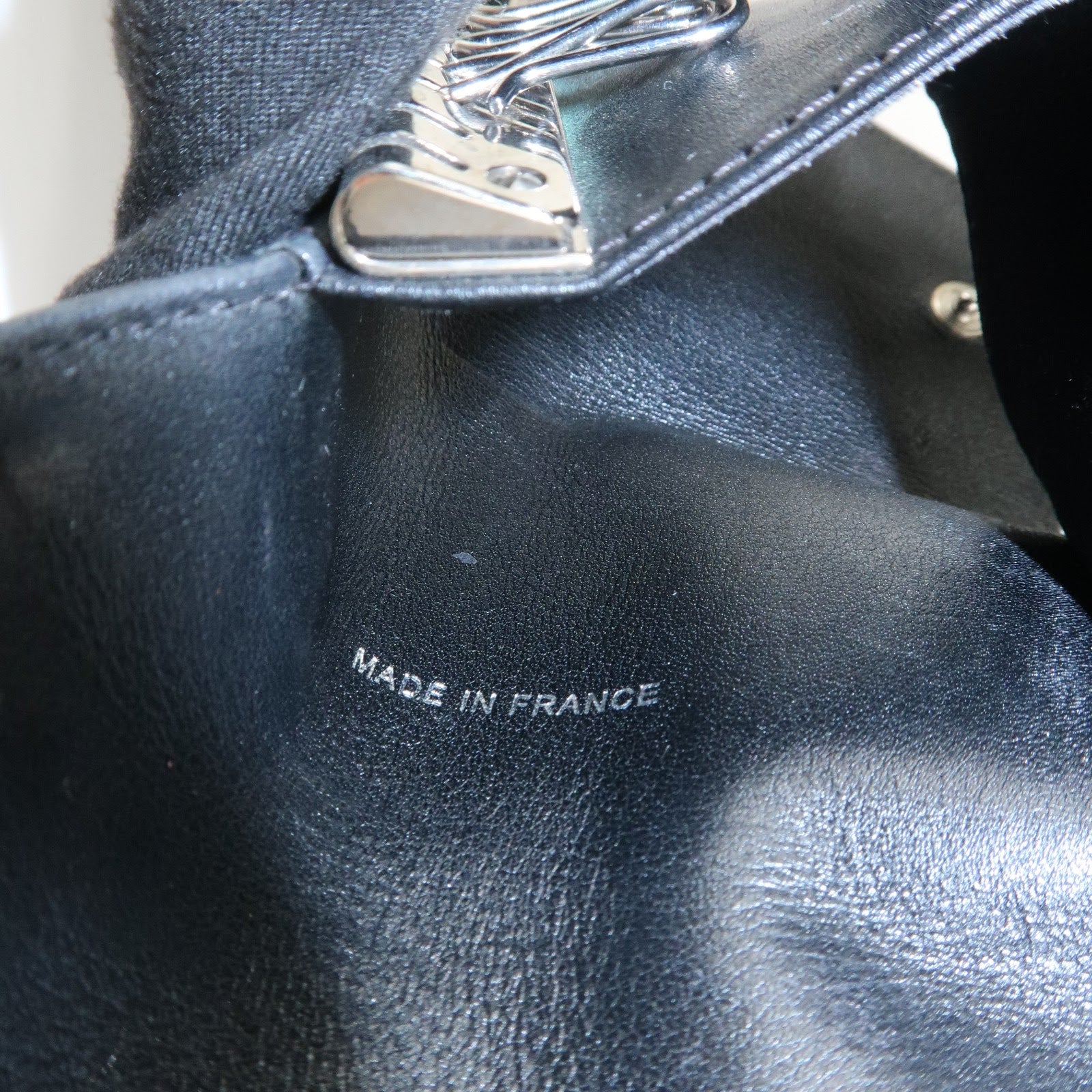 CHANEL COCO Mark Caviarskin Leather Key Case Key Holder Black