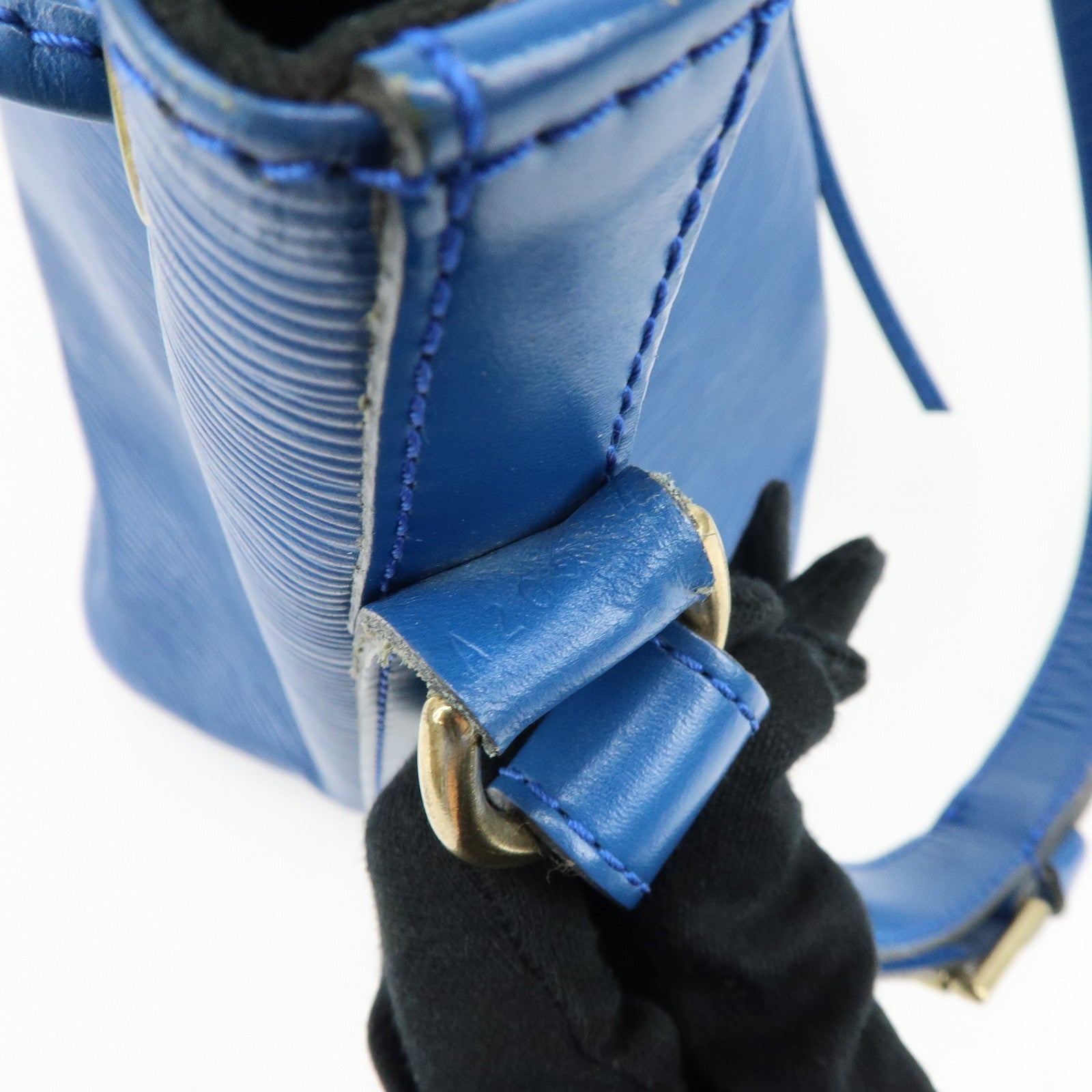 Louis Vuitton Epi Petit Noe Shoulder Bag Toledo Blue M44105