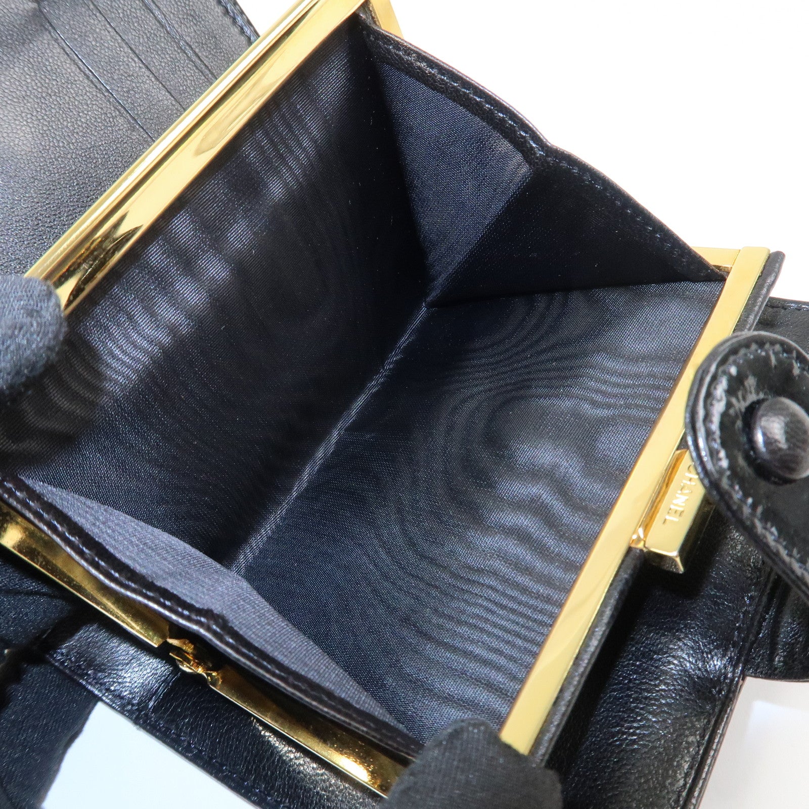 CHANEL COCO Mark Patent Leather Bi-fold Small Wallet Black A13497