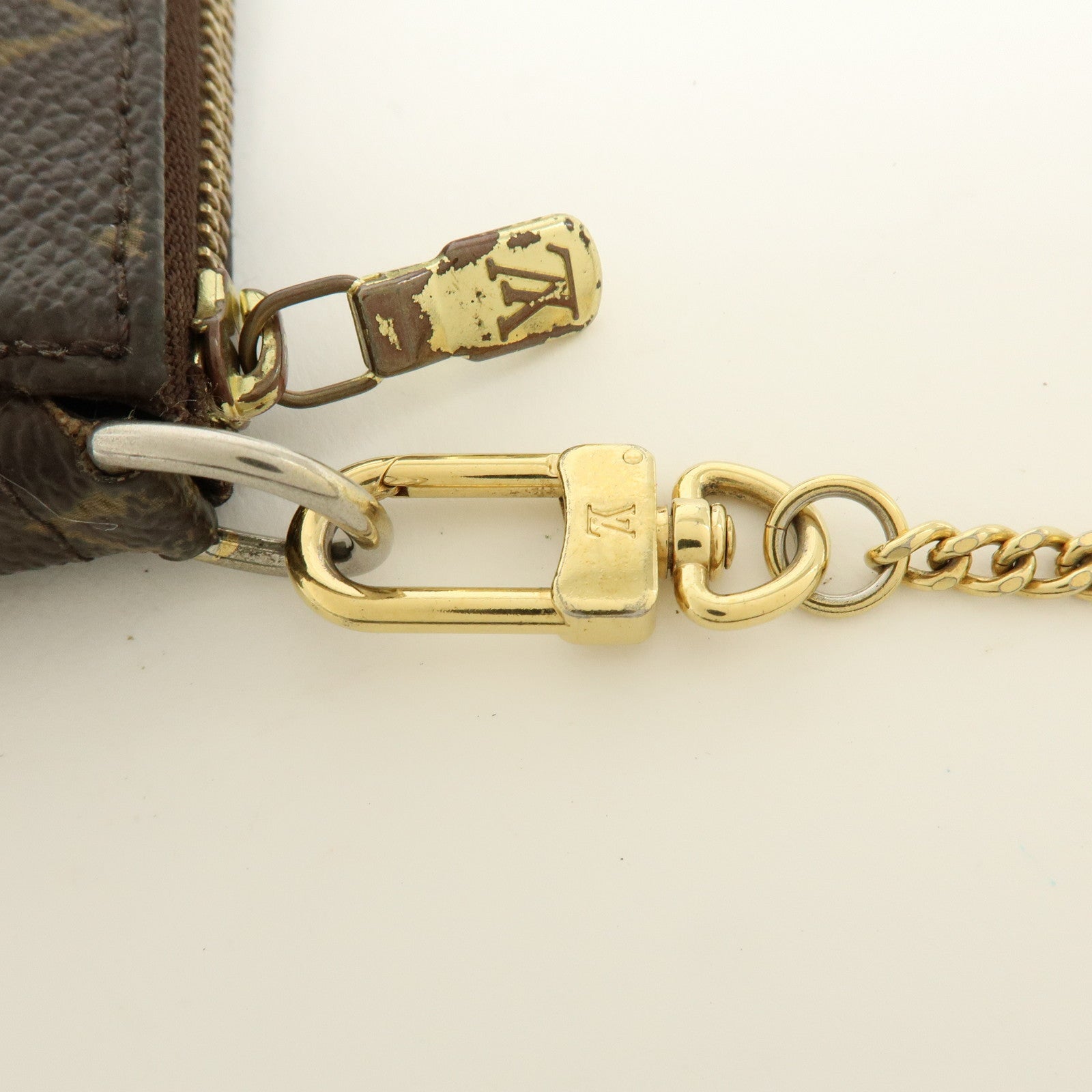 Louis Vuitton Monogram Mini Pochette Accessoires Hand Bag M58009