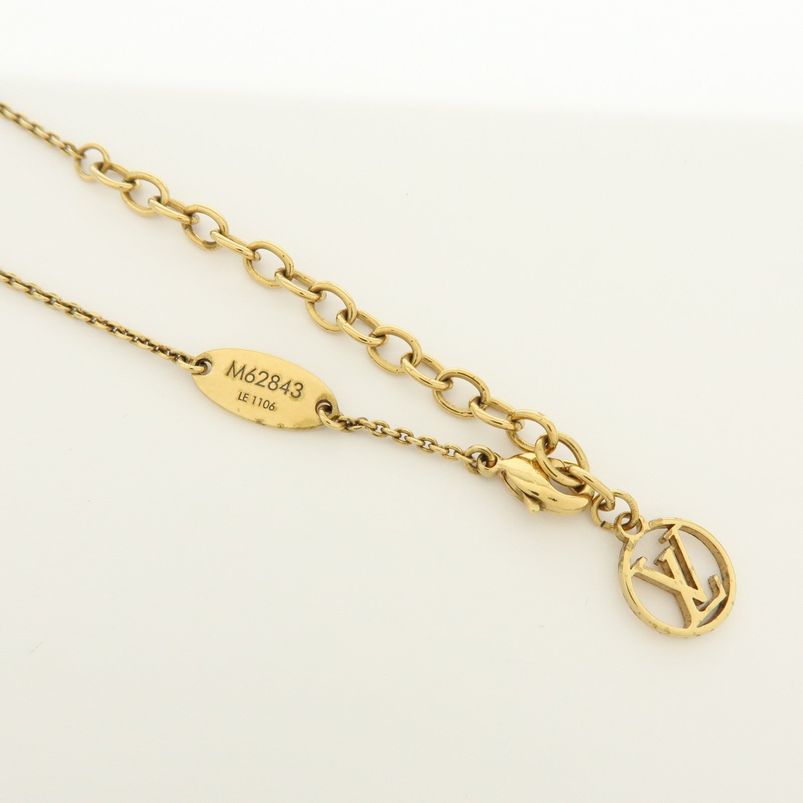 Louis Vuitton LV&ME LOVE Metal Necklace Gold M62843