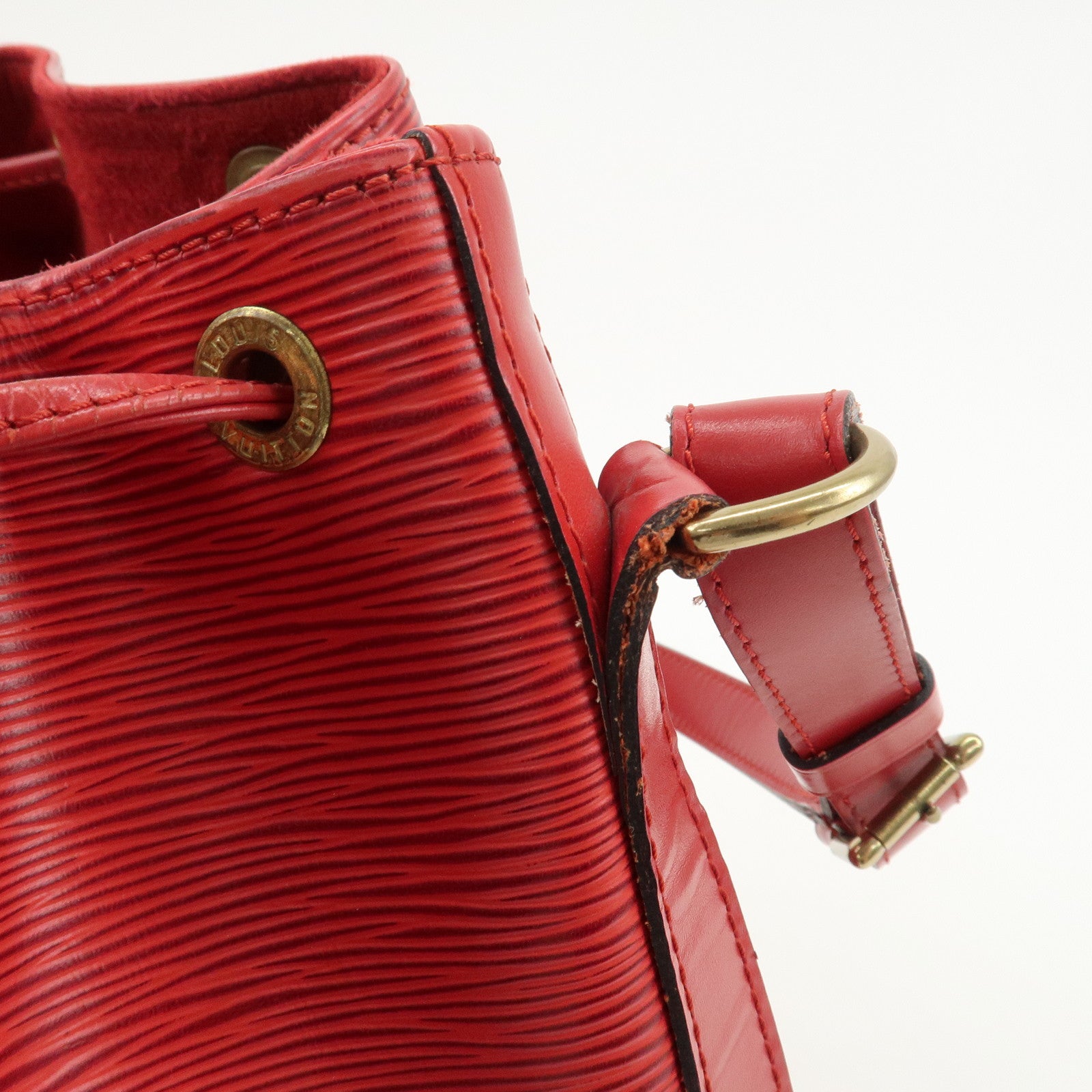 Louis Vuitton Epi Leather Noe Shoulder Bag Castilian Red M59007