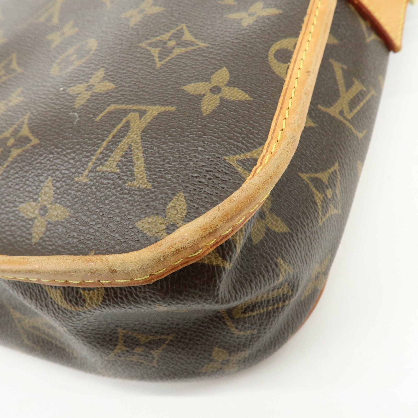 Louis Vuitton Monogram Messenger Bosphore PM Shoulder Bag M40106