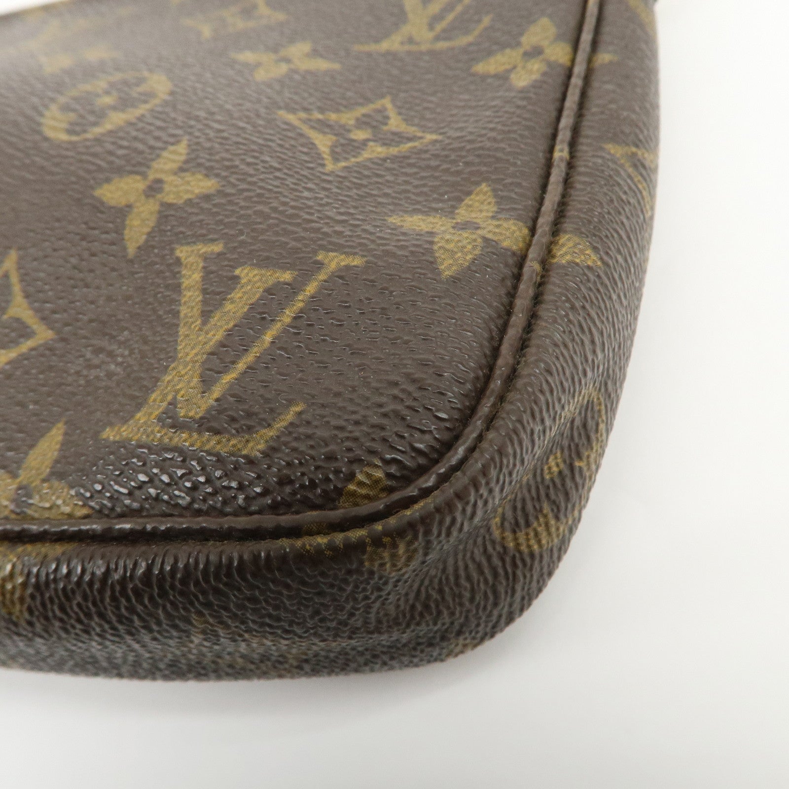 Louis Vuitton Monogram Pochette Accessoires Pouch Hand Bag M51980