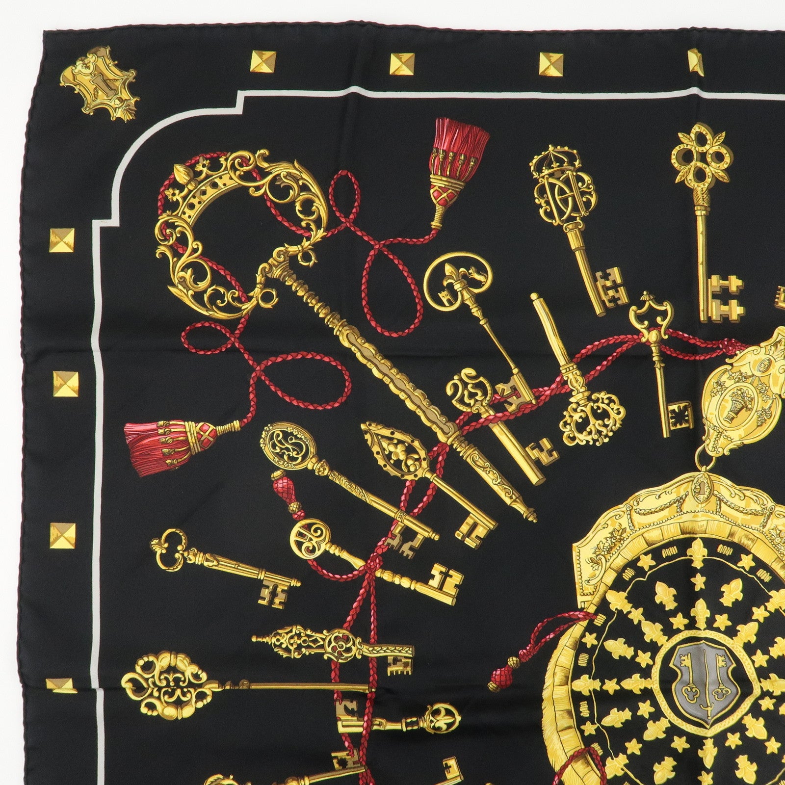 HERMES Carre 90 Silk 100% Scarf LES CLES THE KEYS RARE Black Gold Used