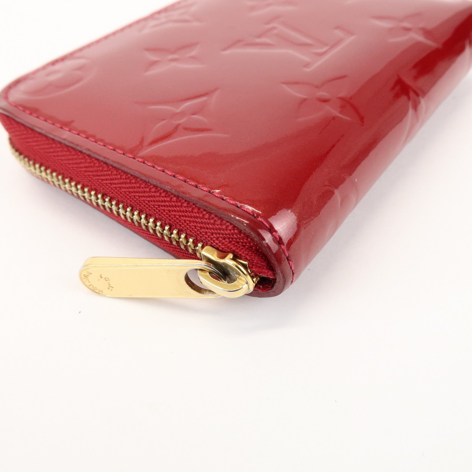 Louis Vuitton Monogram Vernis Leather Zippy Coin Case Pomme d'Amour