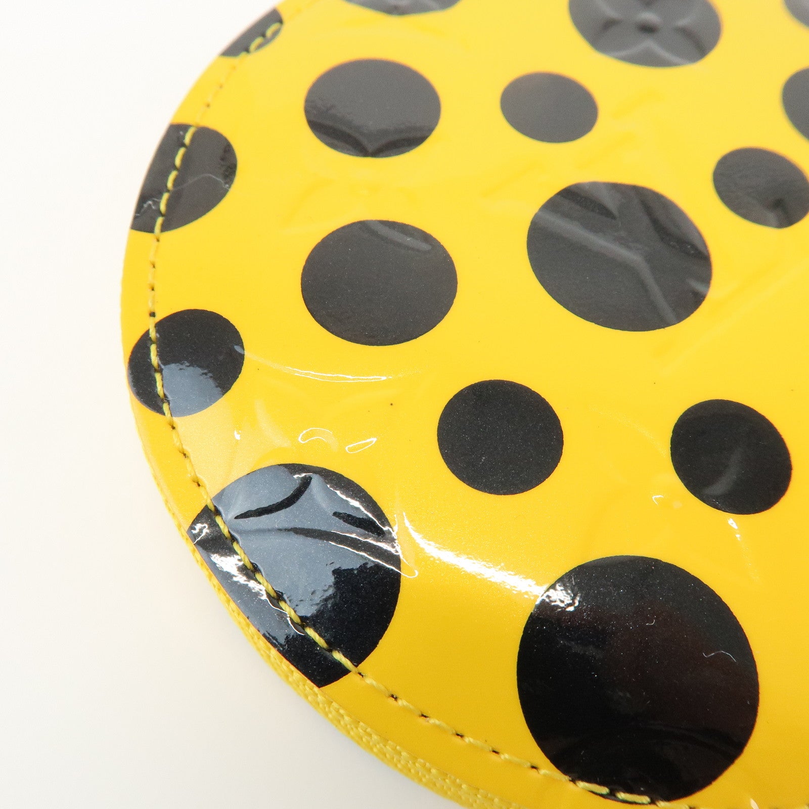 Louis Vuitton Vernis Yayoi Kusama Porte Monnaie Chapeau Coin M91569